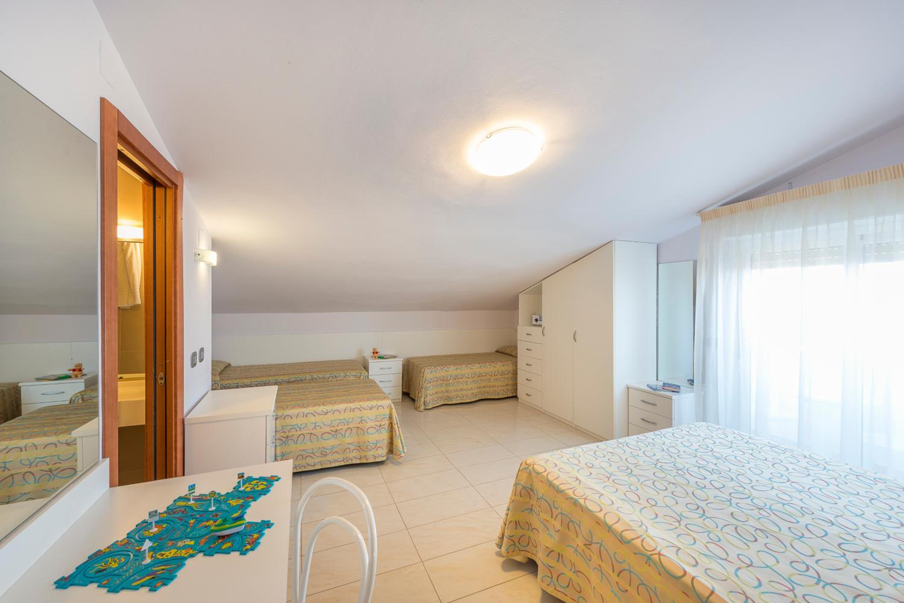 Family Room with Sea View