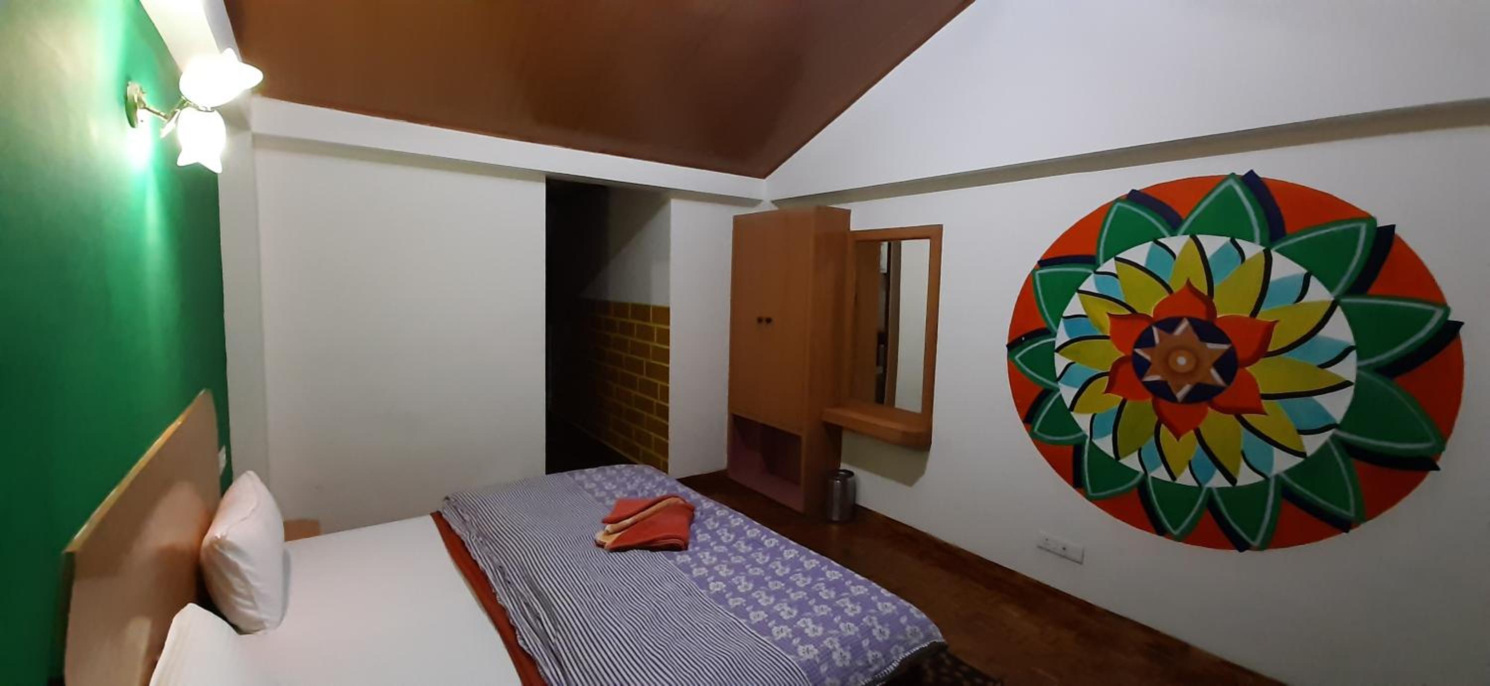 Deluxe Double Room - Photo 7