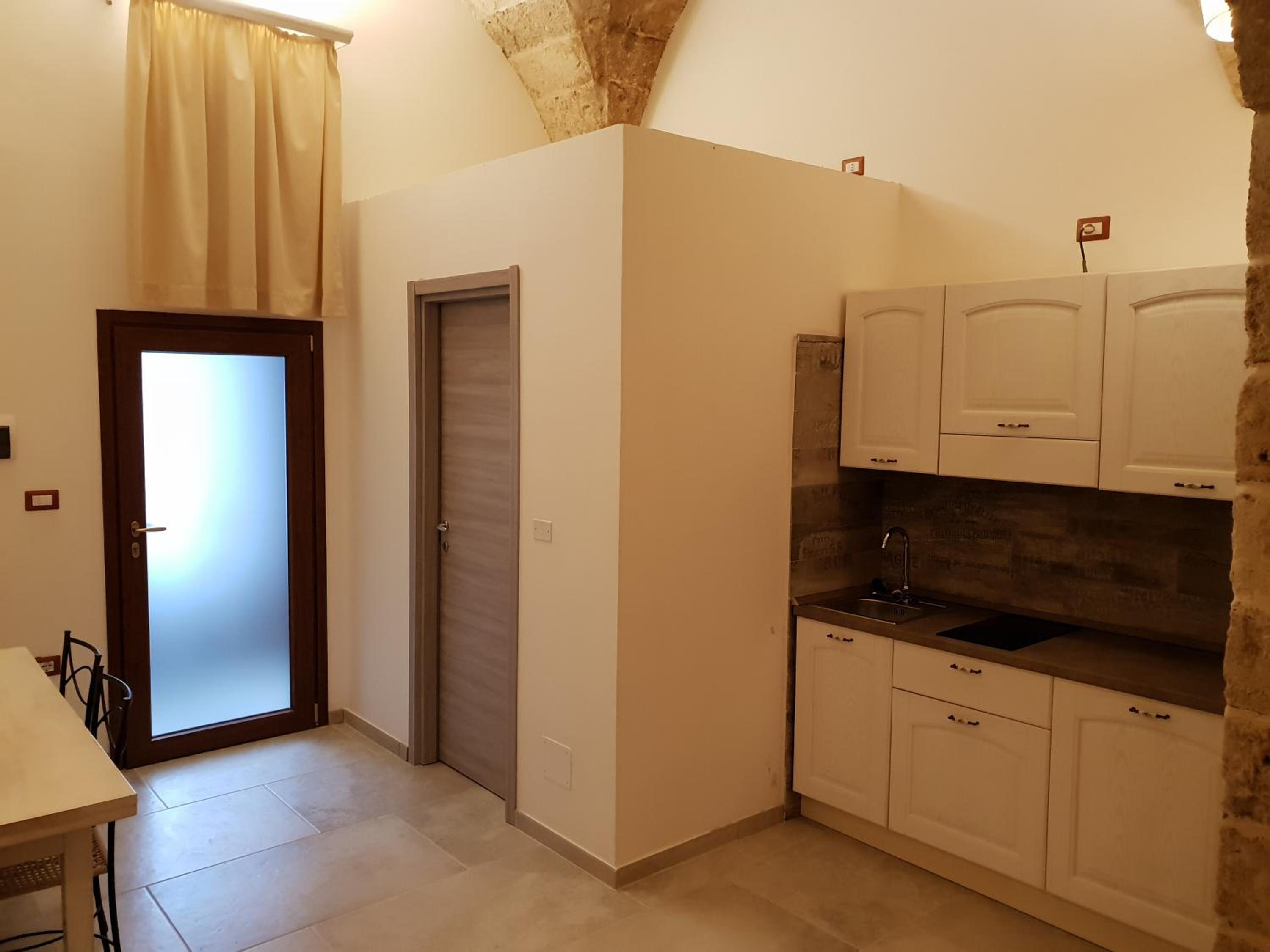 One-Bedroom House photo 3