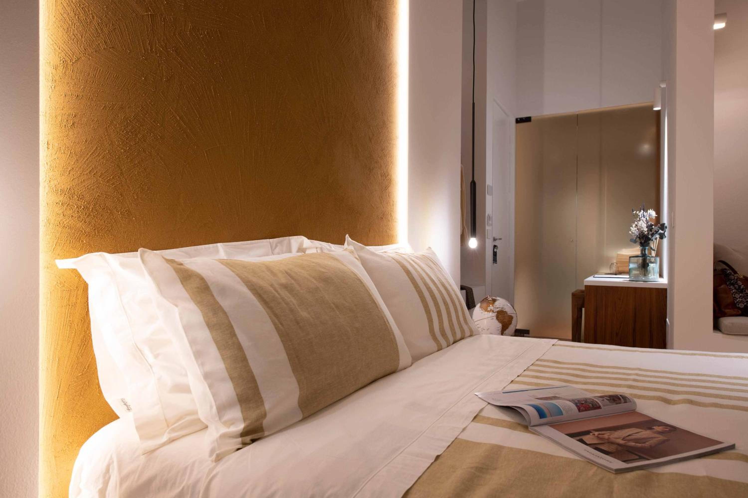 Double Room with Sea View - Photo 1