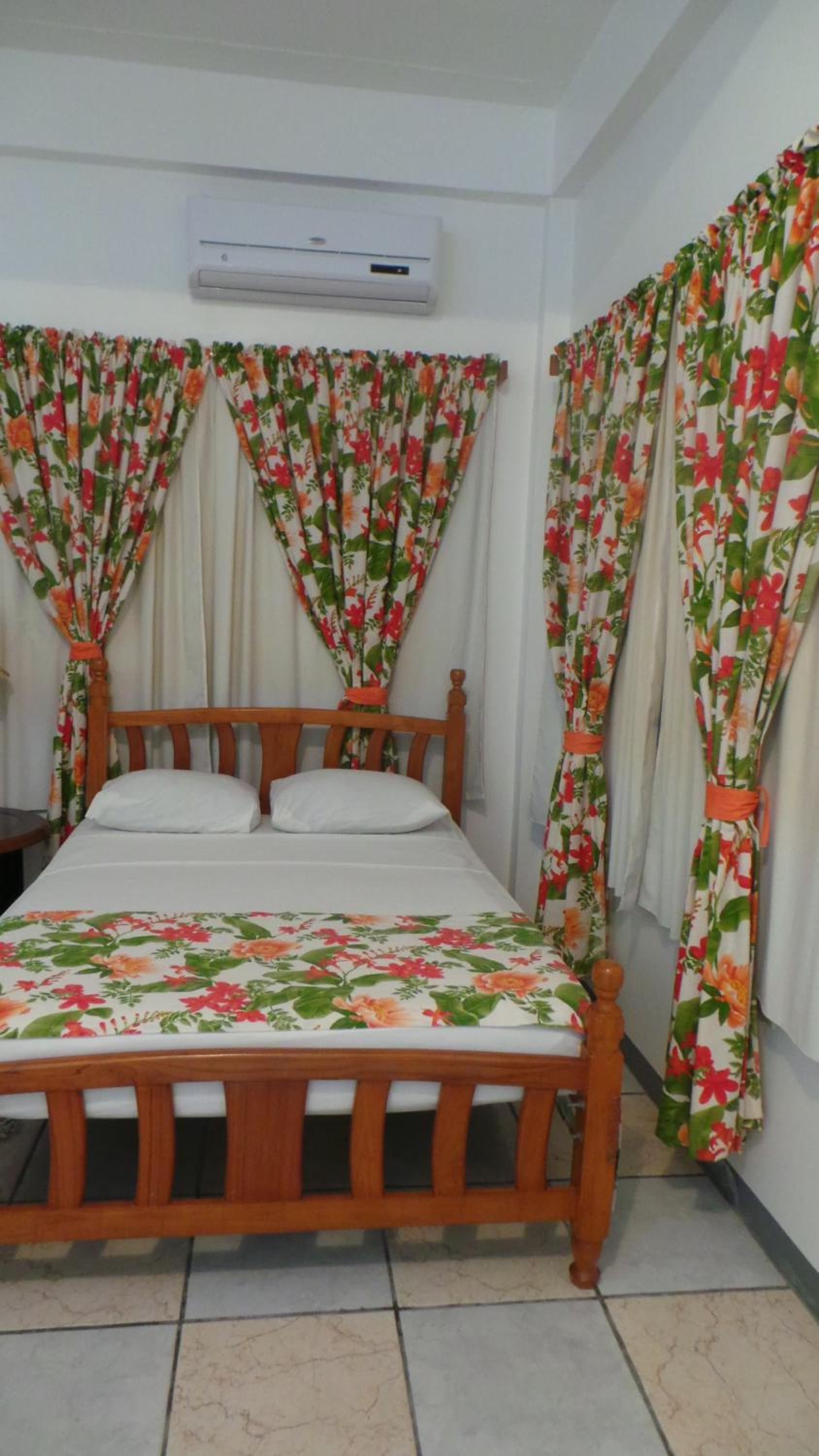 Double Room with Two Double Beds photo 1