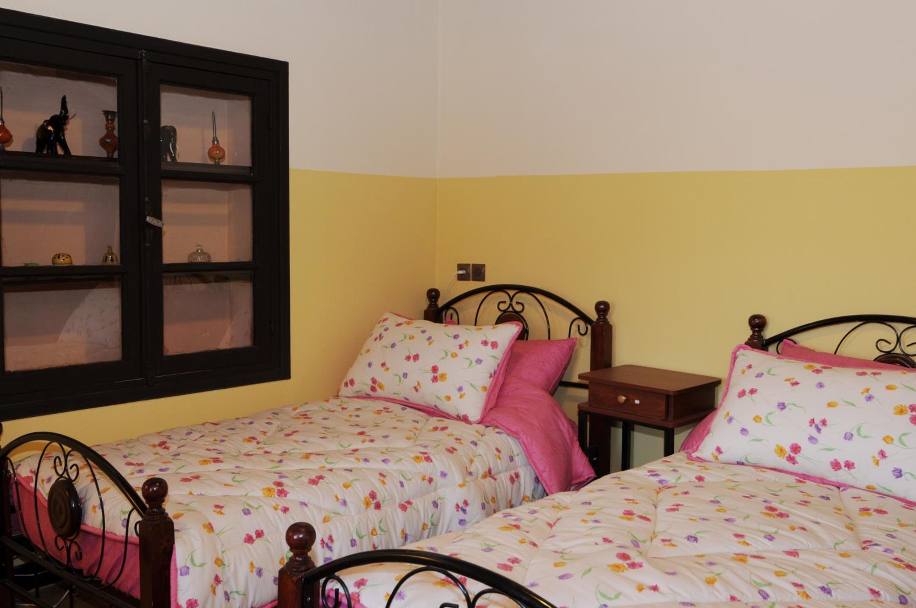 Twin Room with Mountain View - Photo 8