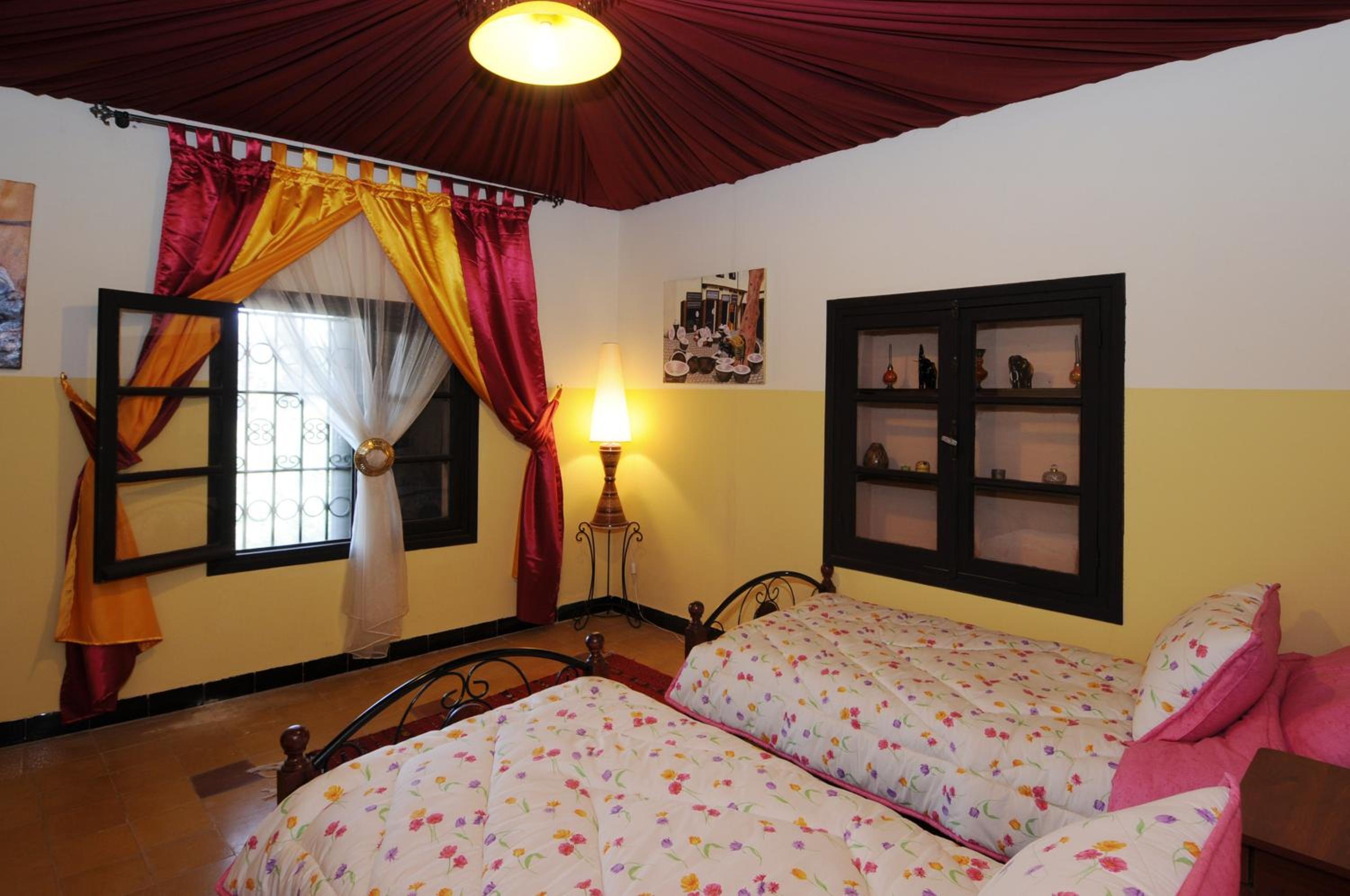 Twin Room with Mountain View - Photo 1