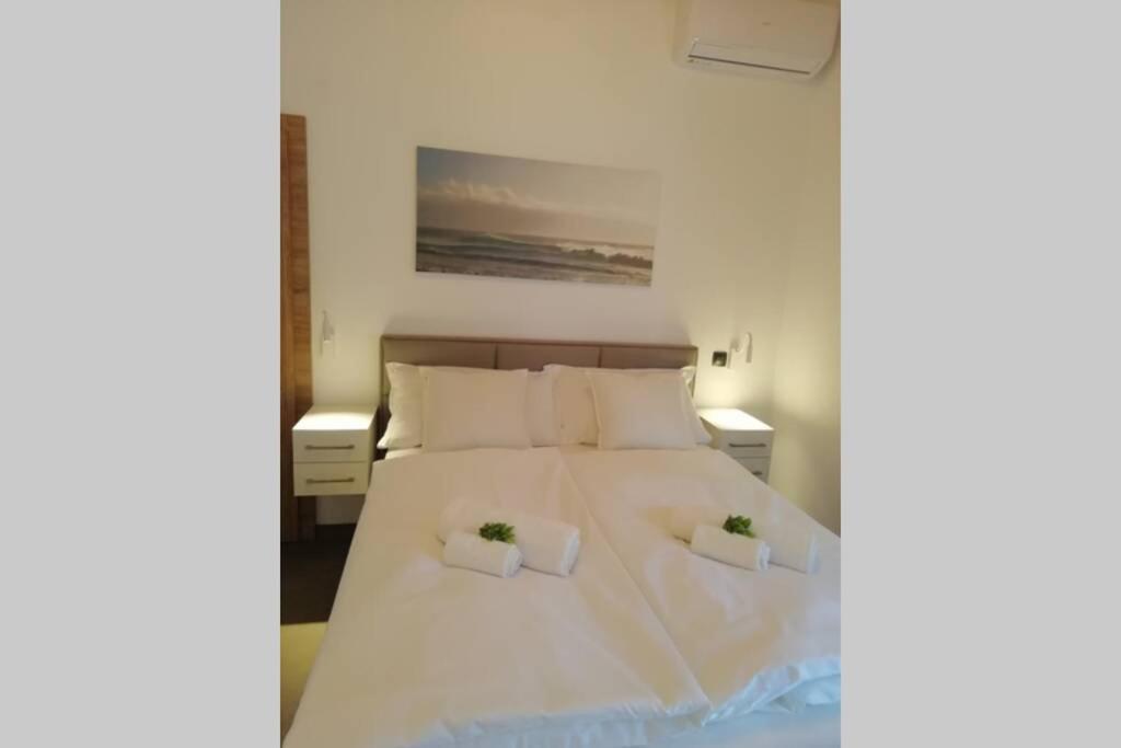 Two-Bedroom Apartment - Photo 7