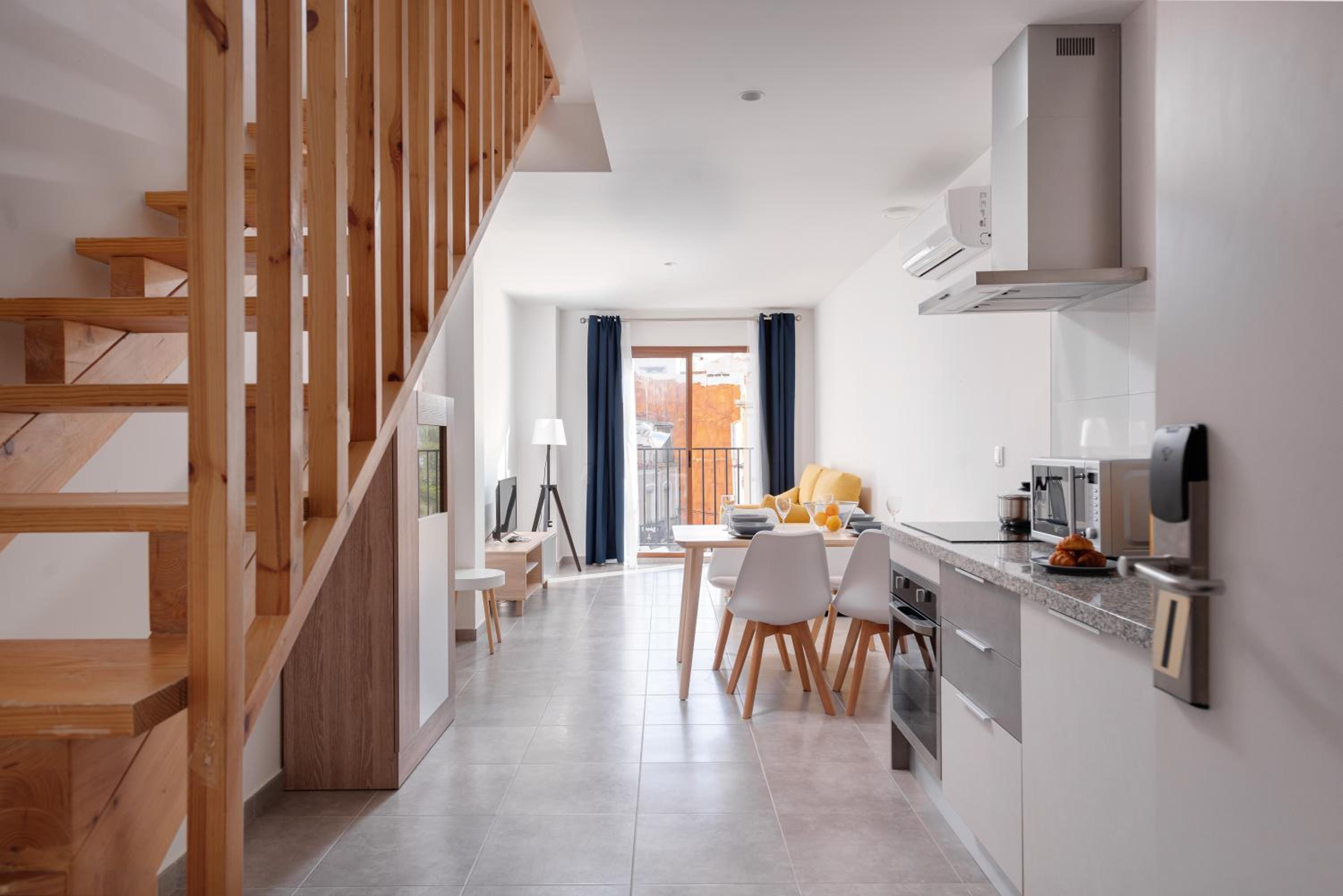 Duplex Apartment with Terrace photo 3