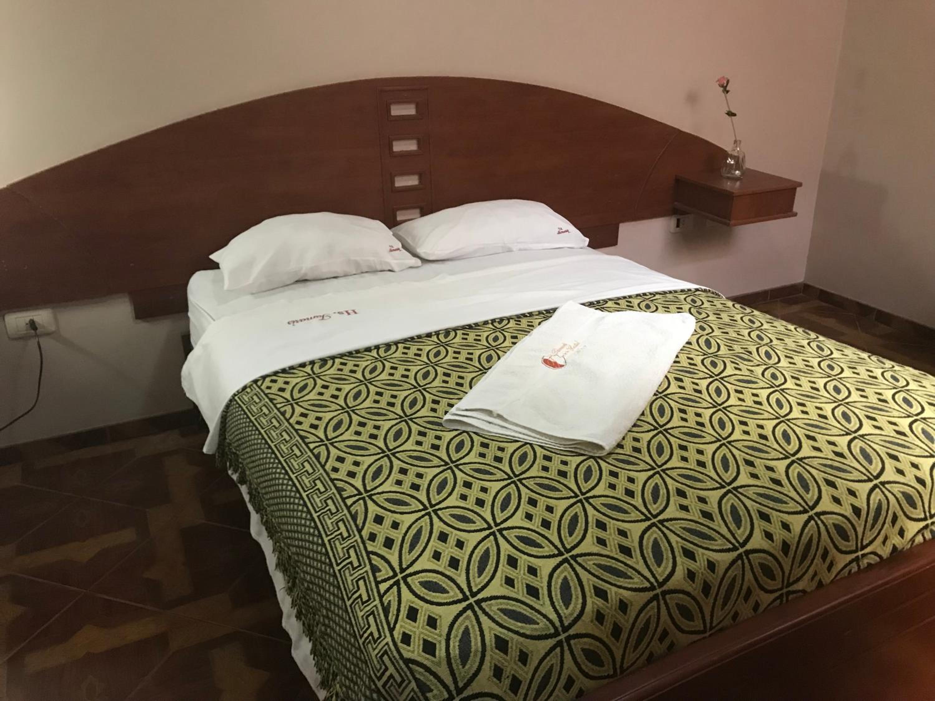 Single Room with Private Bathroom photo 3