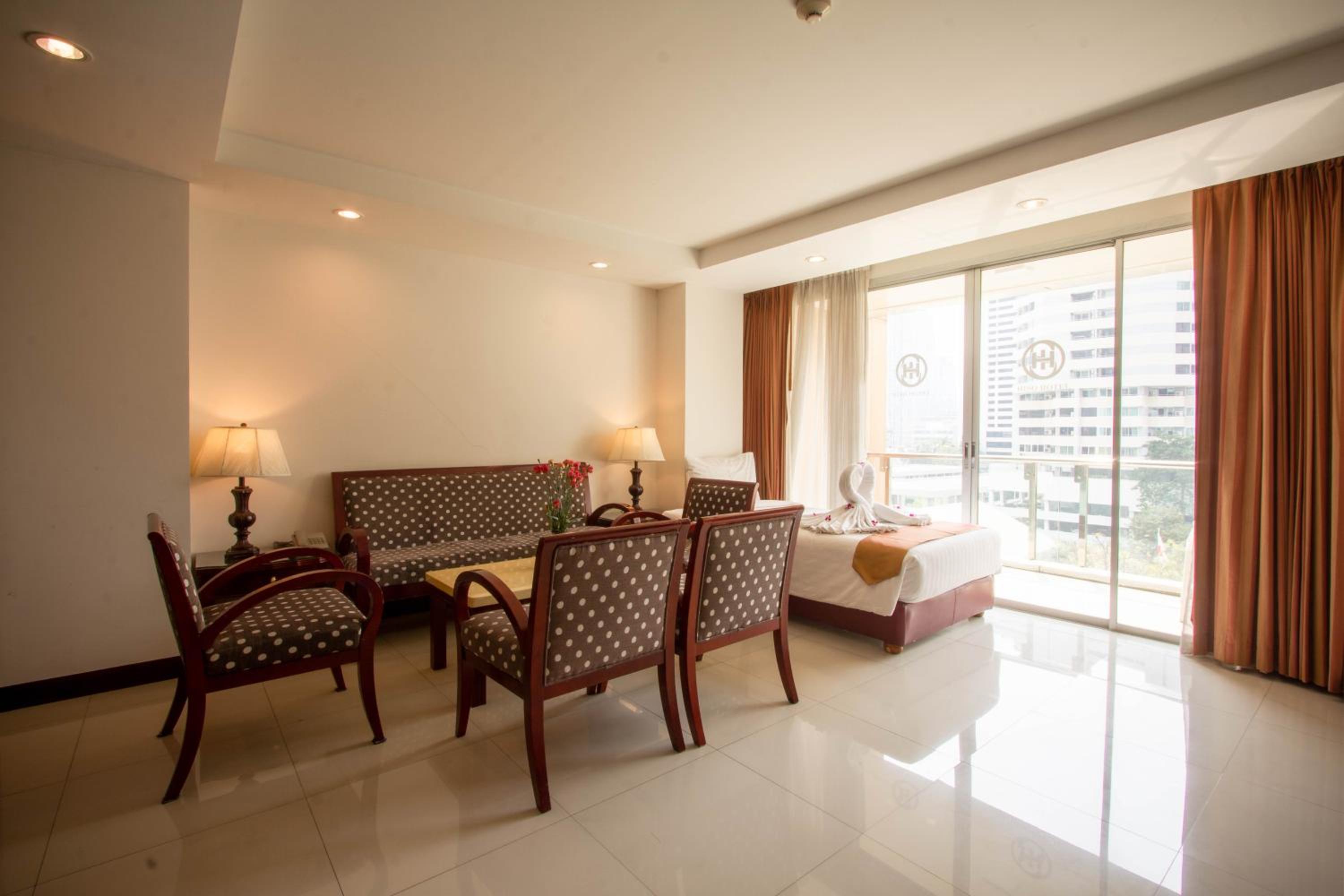 Family Two-Bedroom Suite photo 3