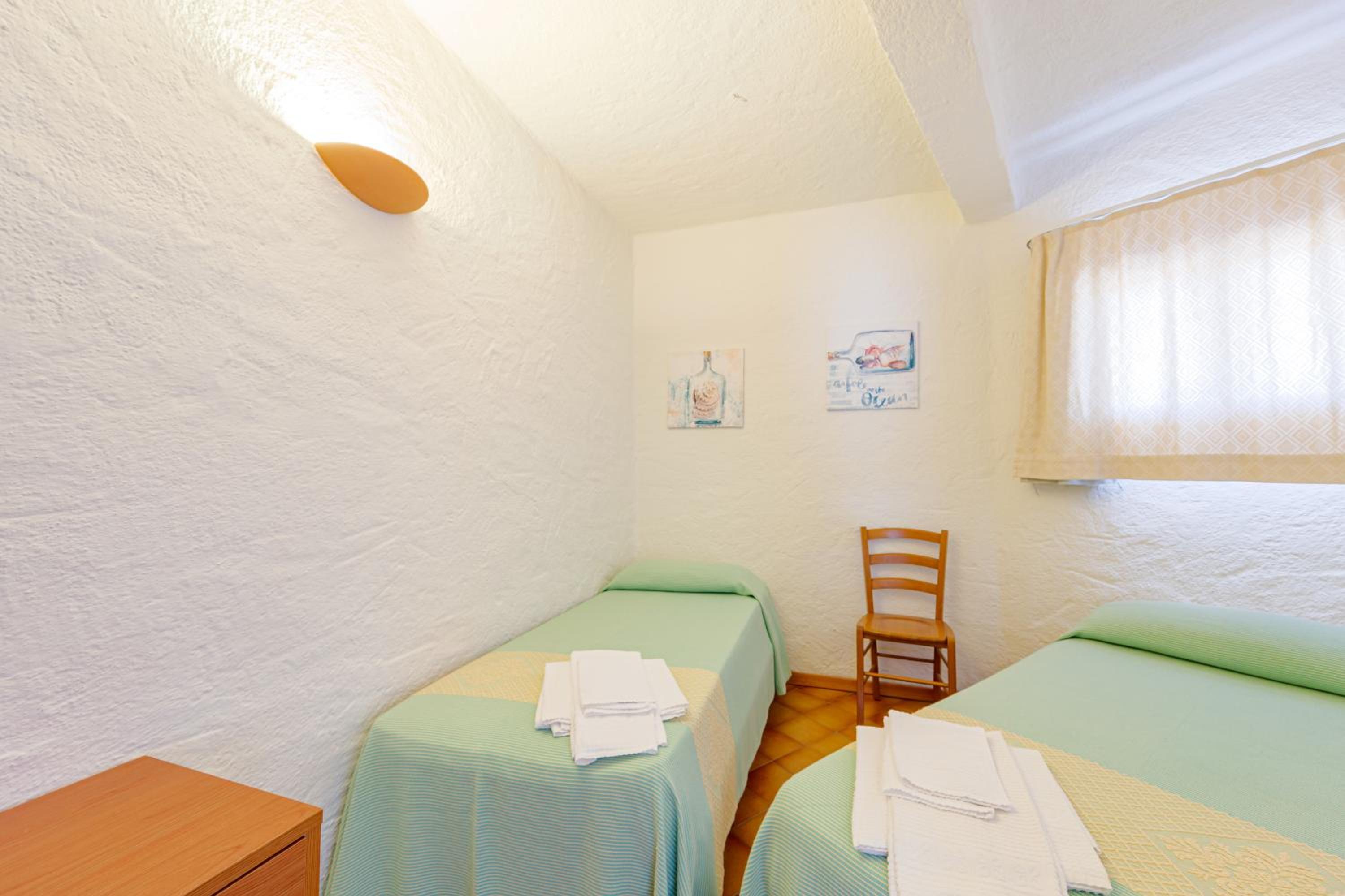 Quadruple Room - Photo 4
