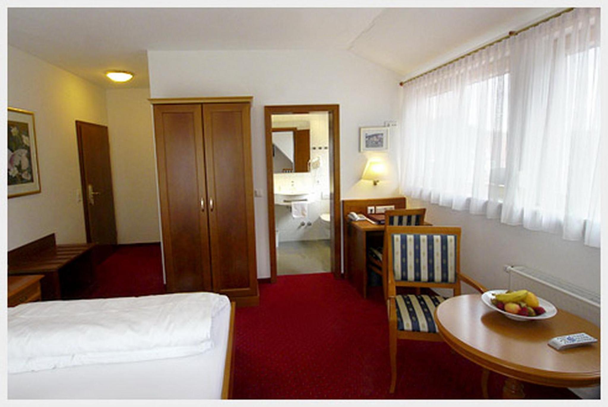 Comfort Double Room - Photo 9