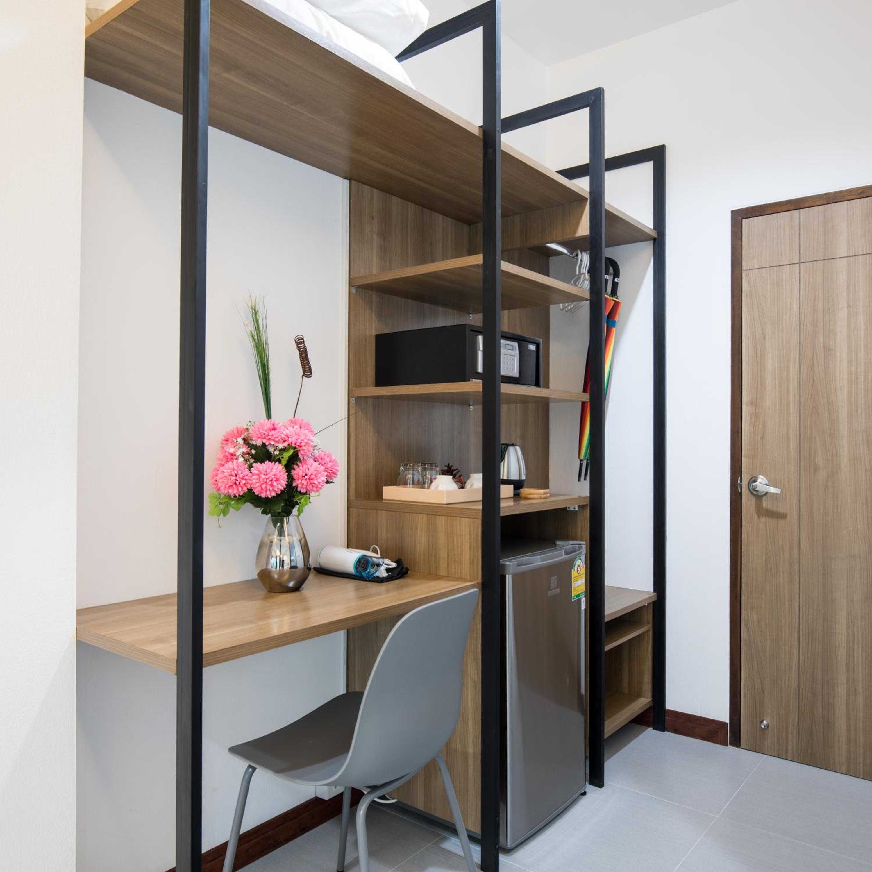 Superior King Room - Photo 15