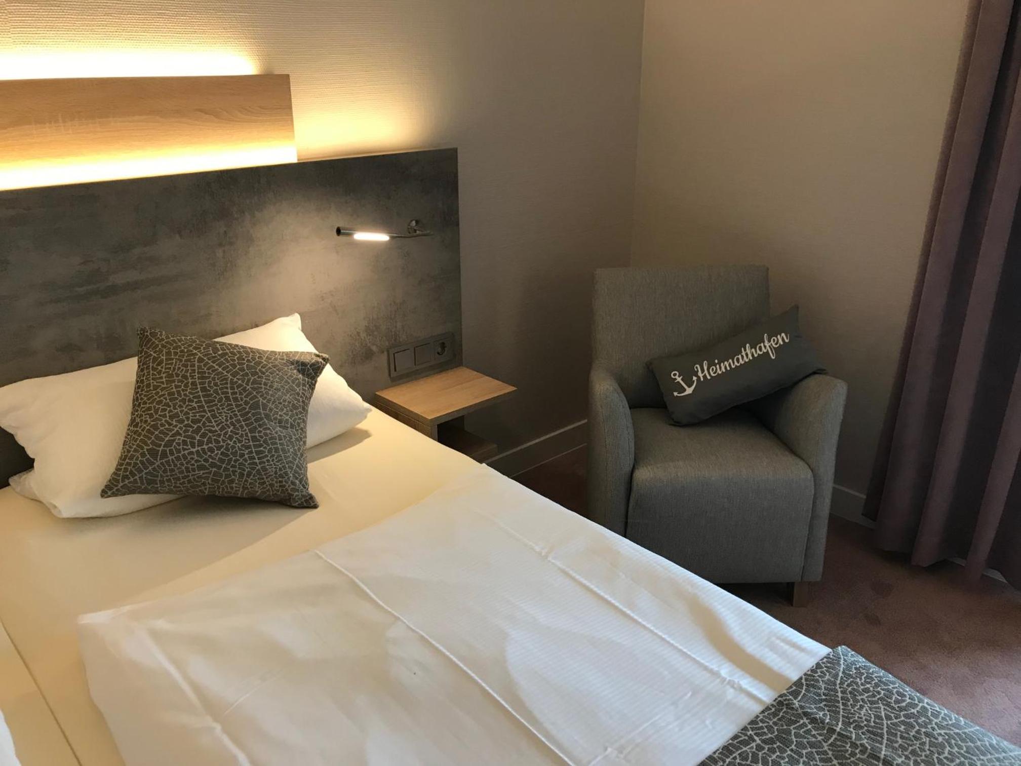 Single Room photo 2