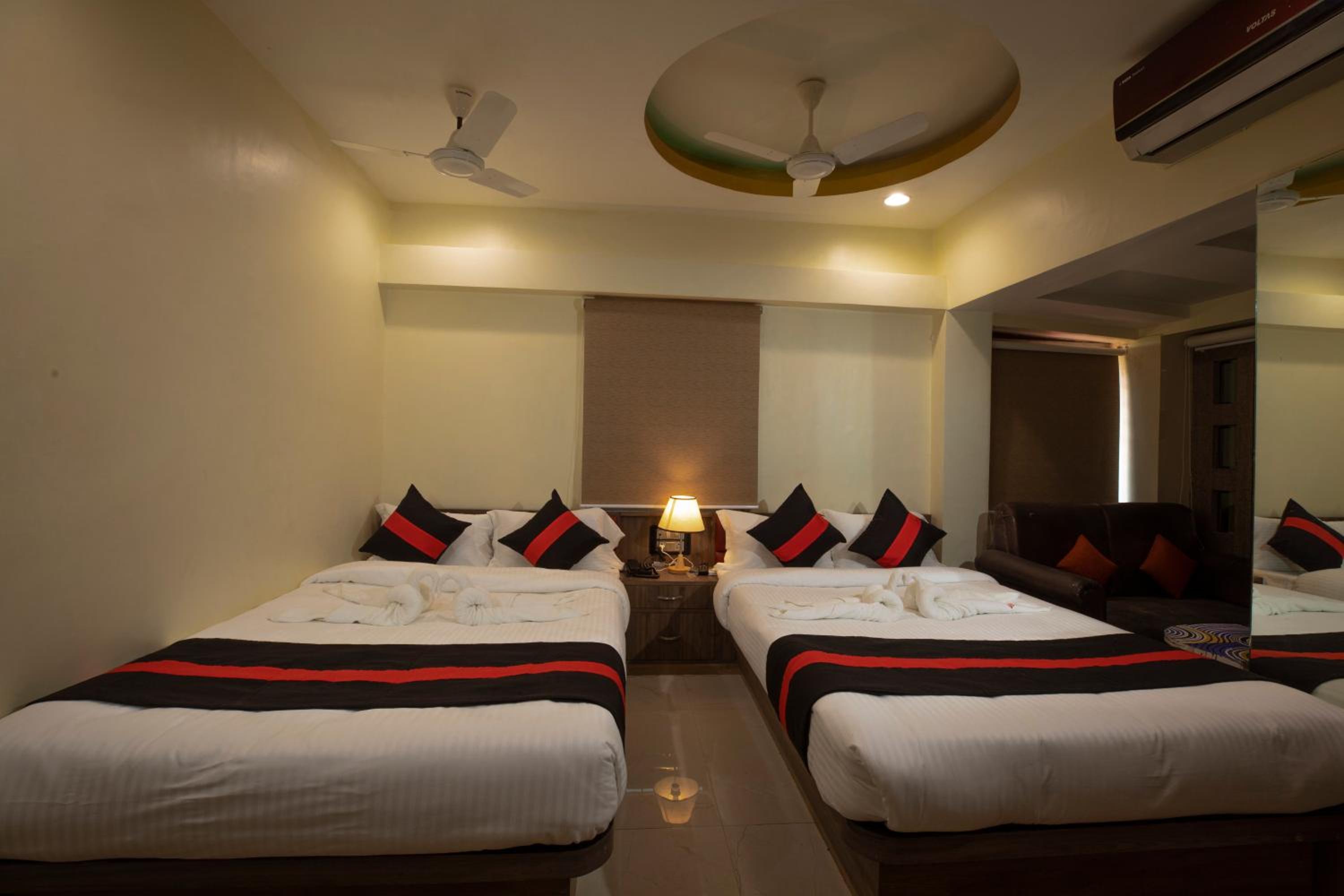 Quadruple Room with Balcony