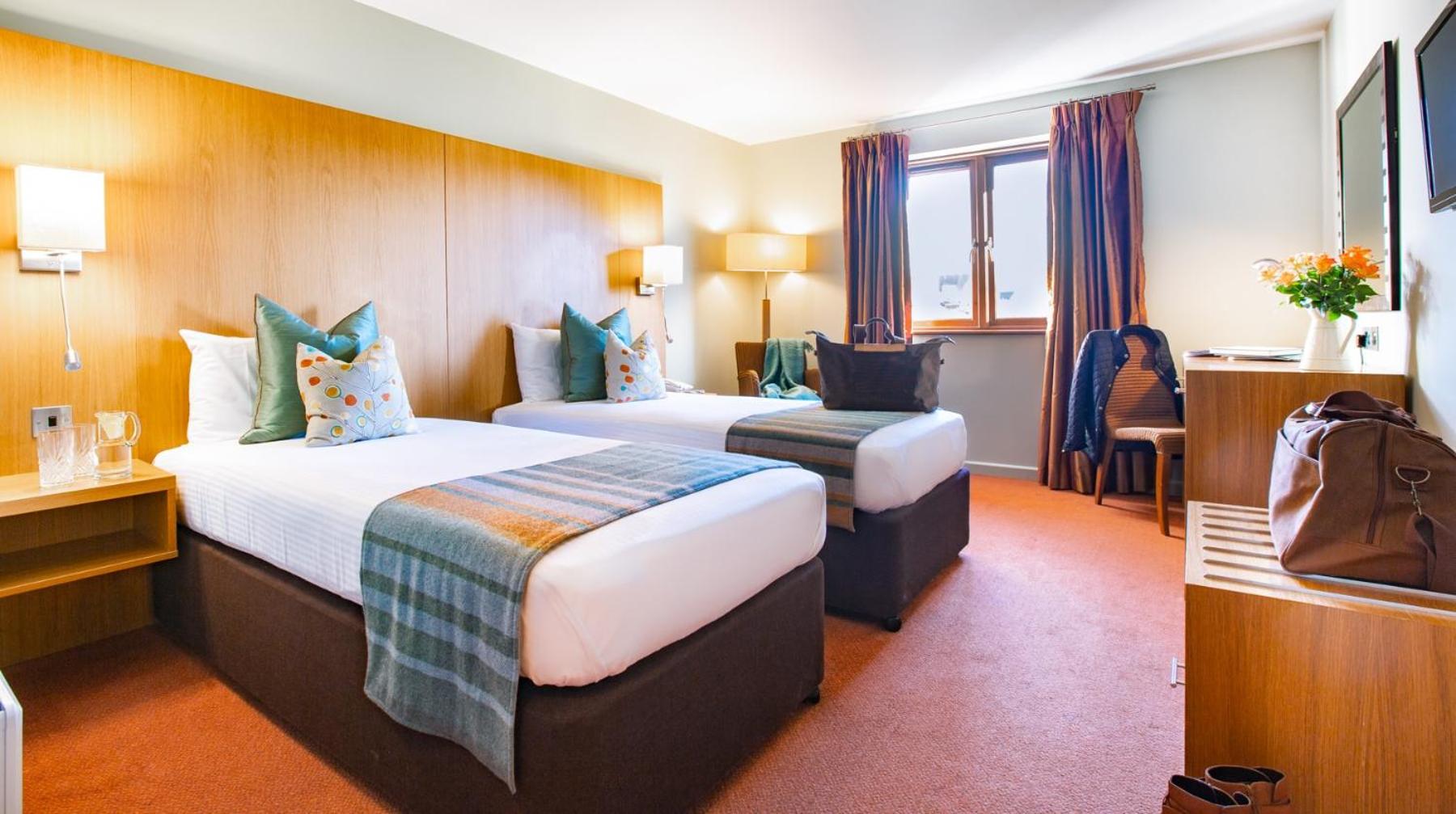 Executive Twin Room - Photo 1