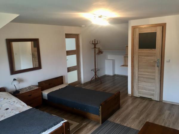Triple Room with Private Bathroom photo 2