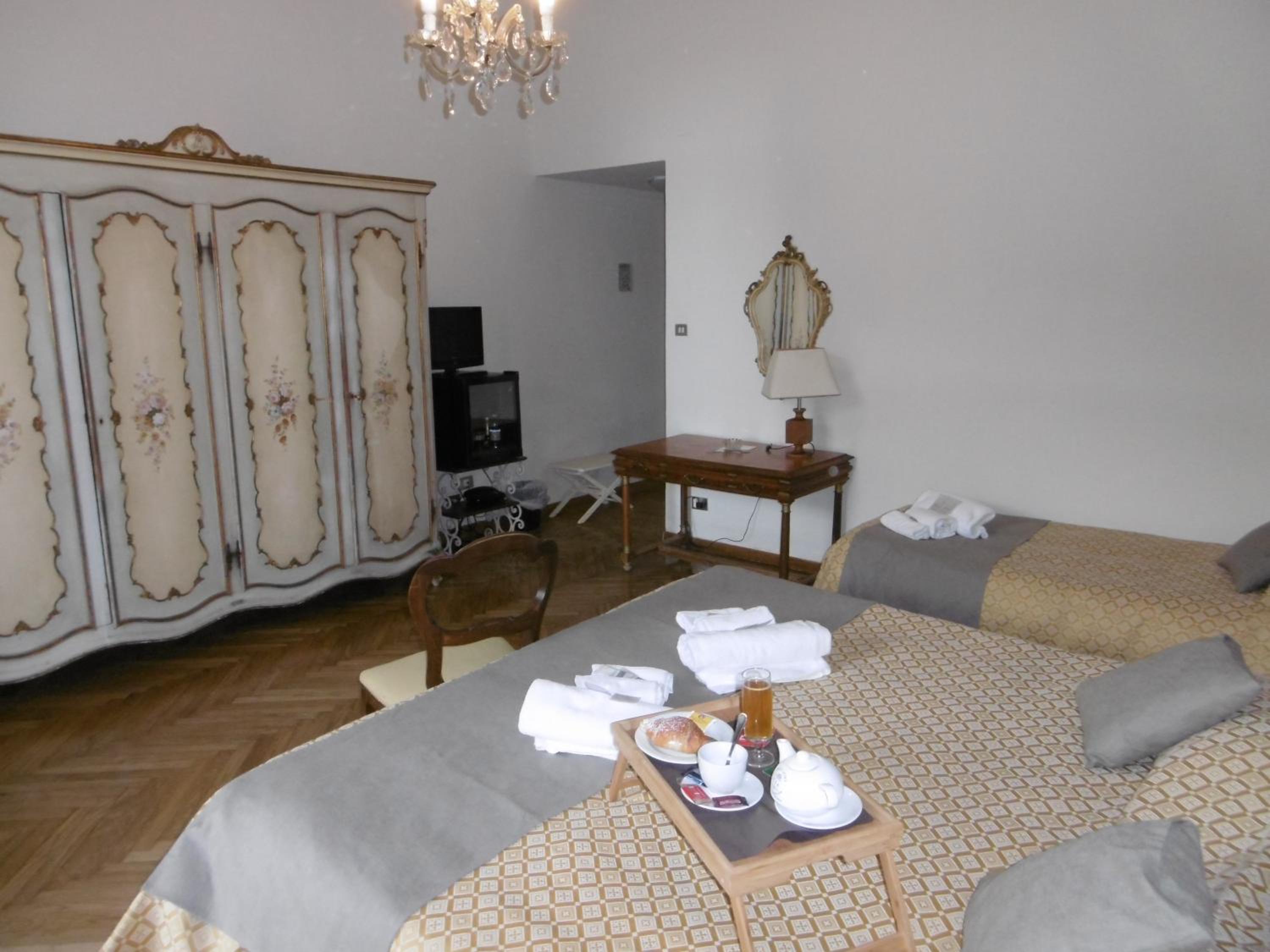 Triple Room - Photo 2