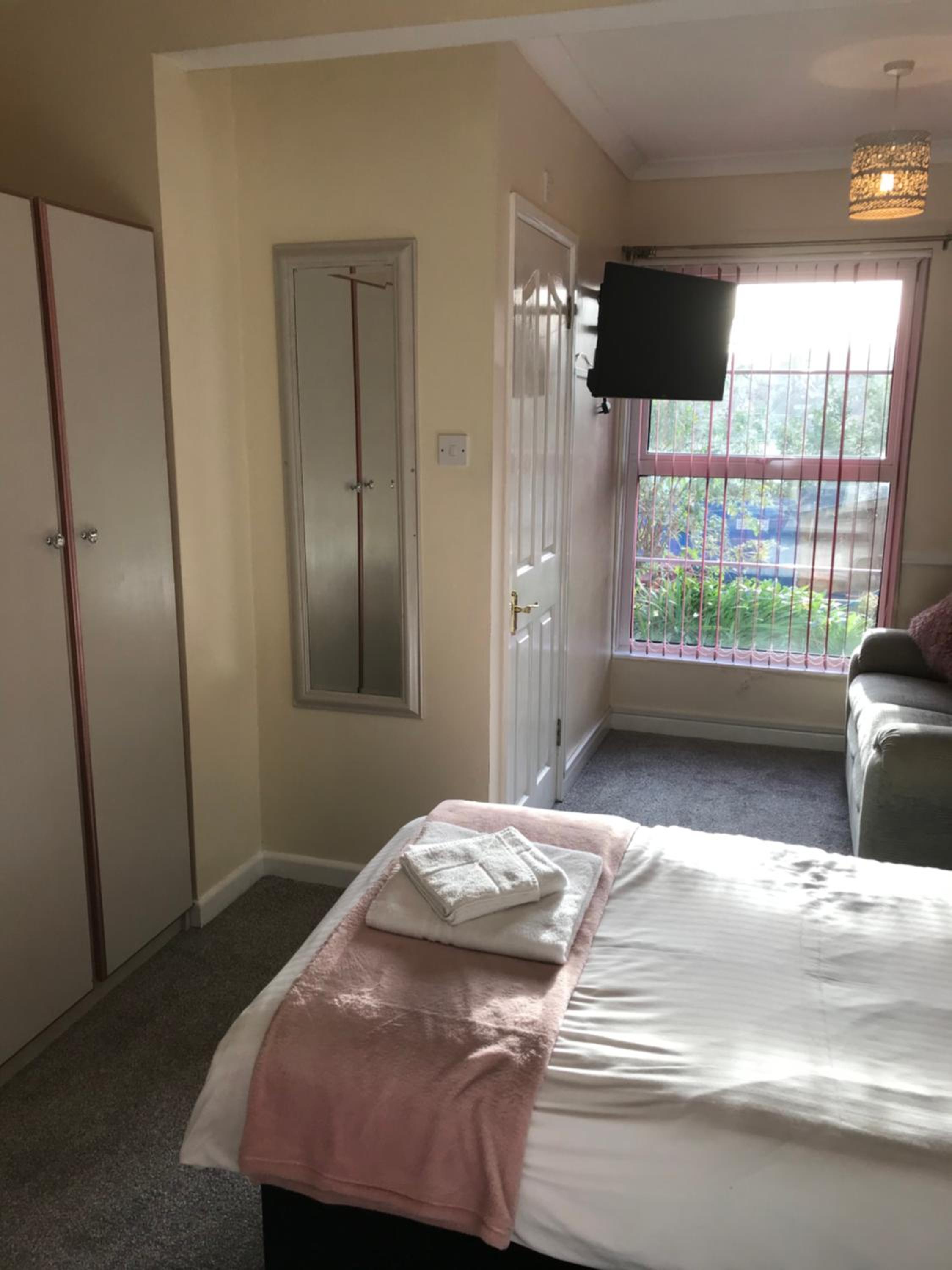 Superior King or Twin Room photo 3
