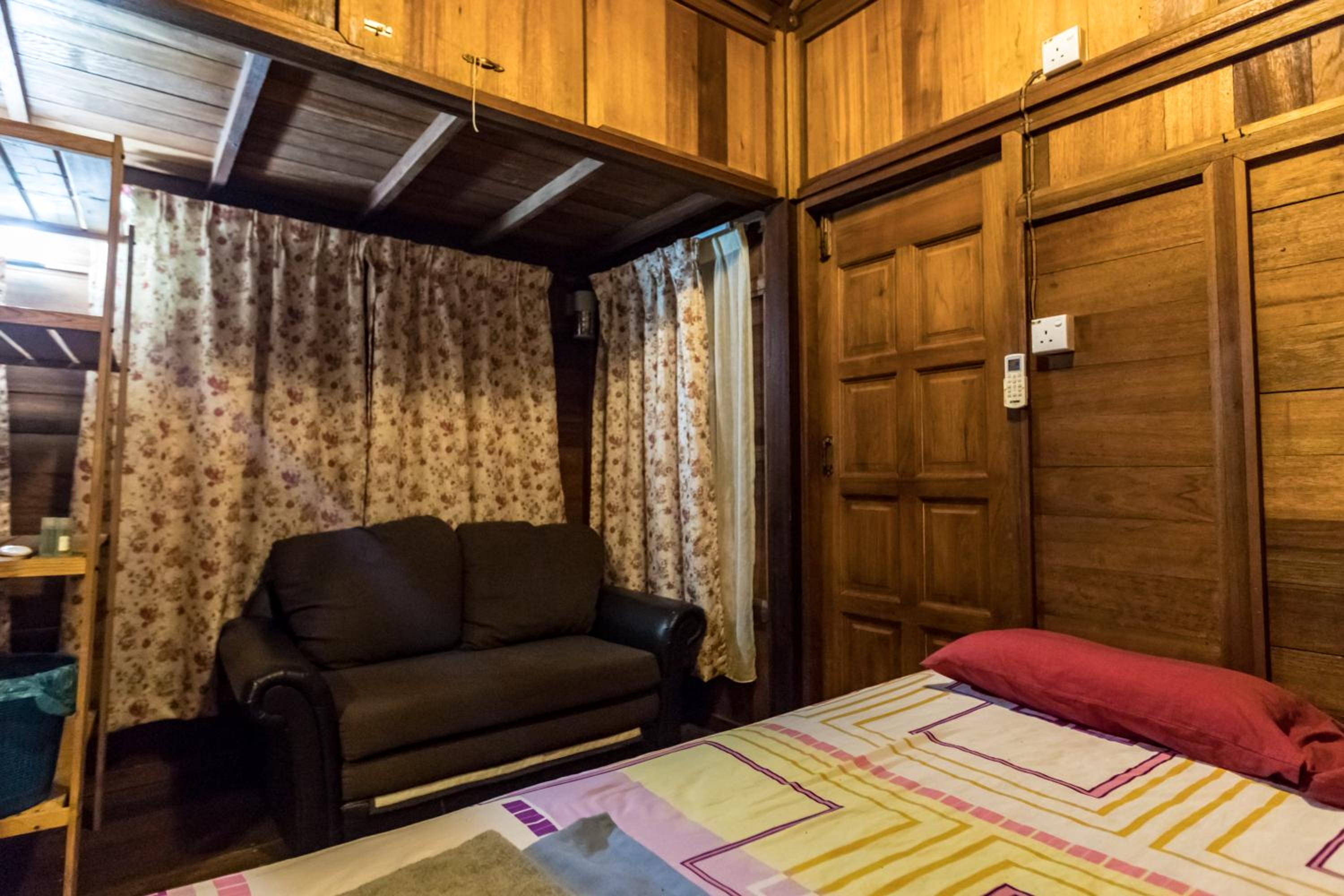 Chalet with Balcony - Photo 2