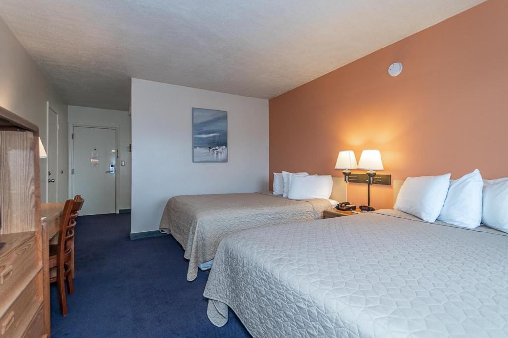 Double Room with Two Double Beds photo 1