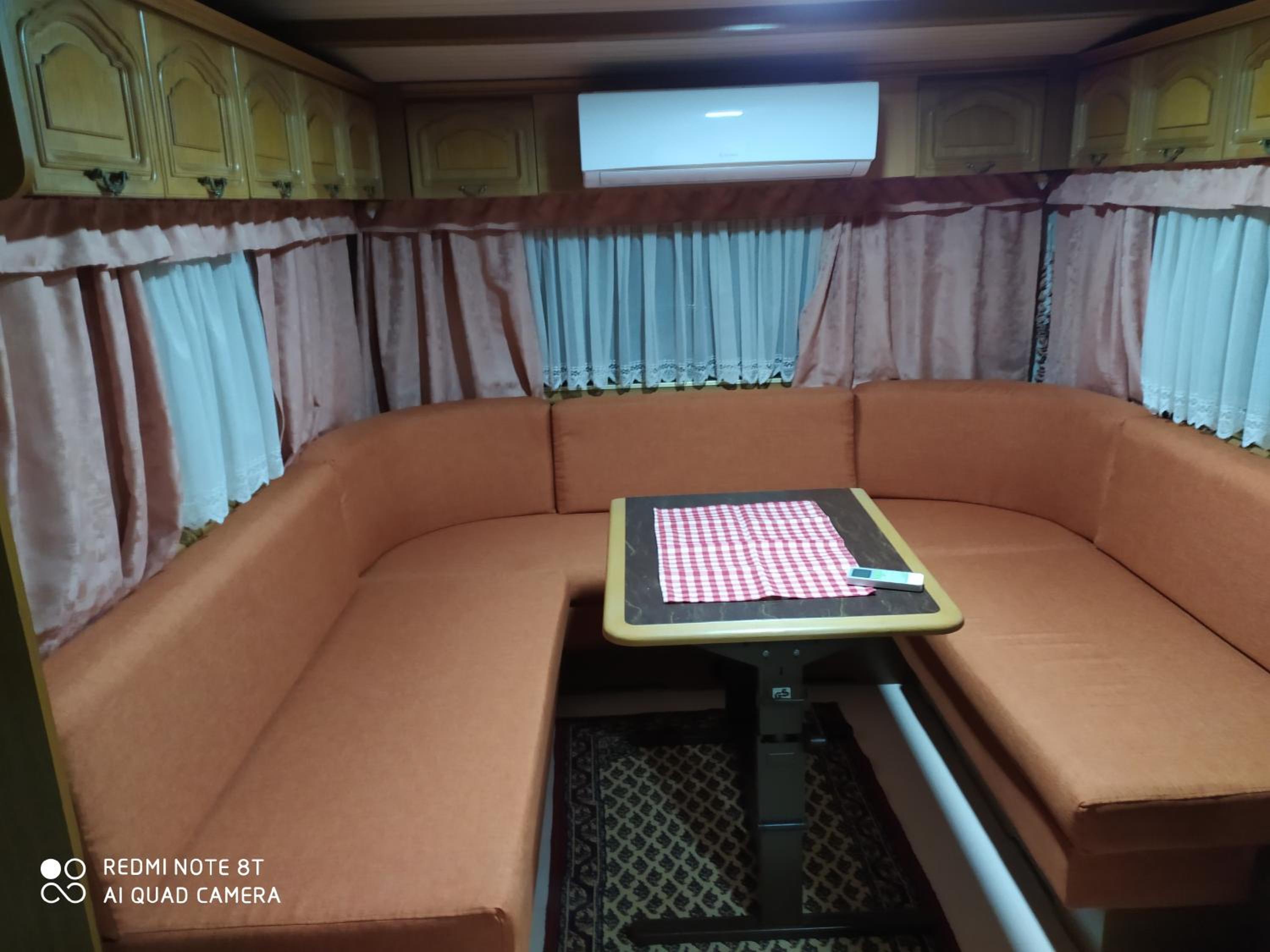 Mobile Home - Photo 5