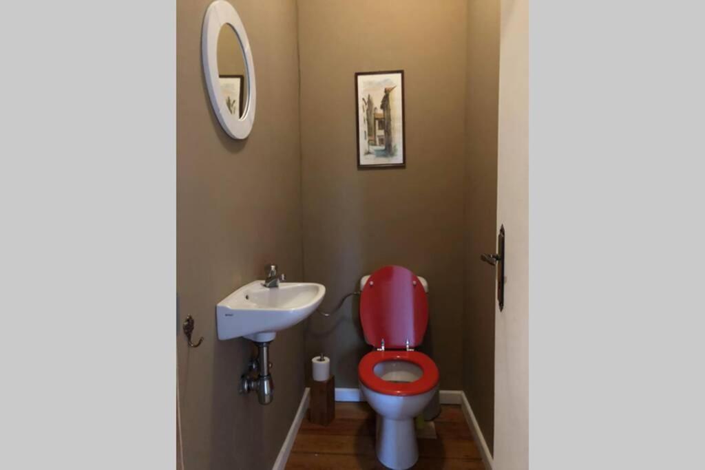 One-Bedroom Apartment - Photo 8