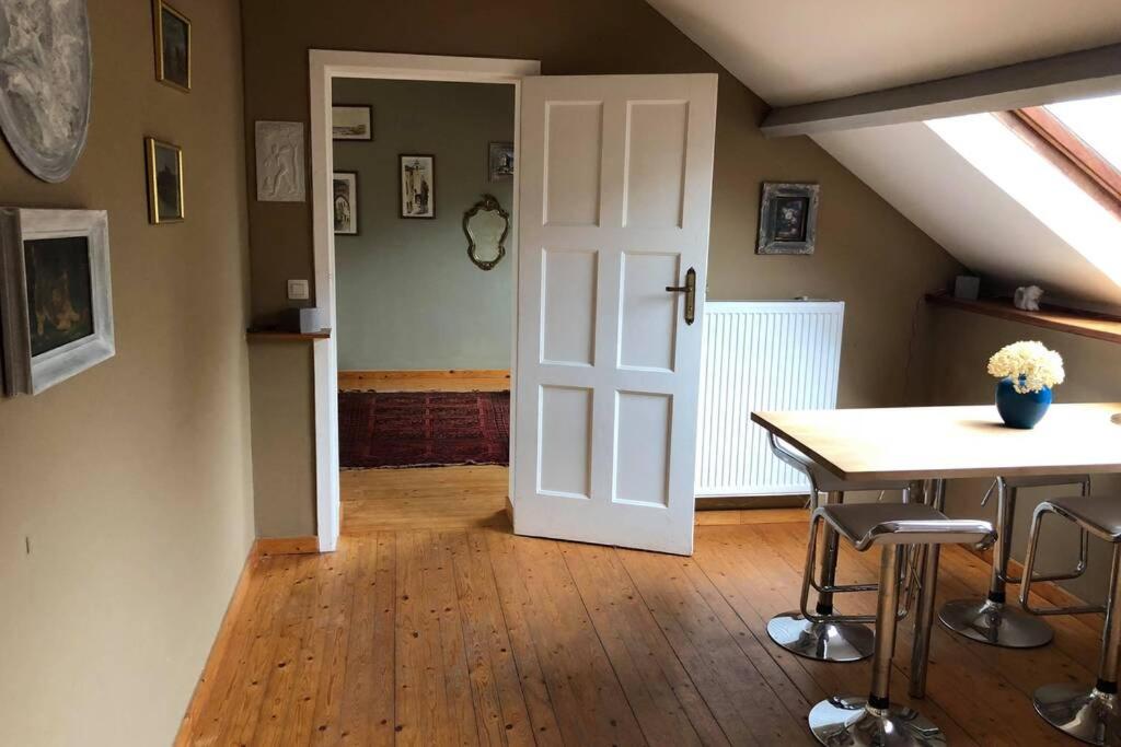 One-Bedroom Apartment - Photo 11