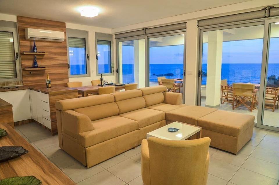 Two-Bedroom Apartment with Terrace and Sea View