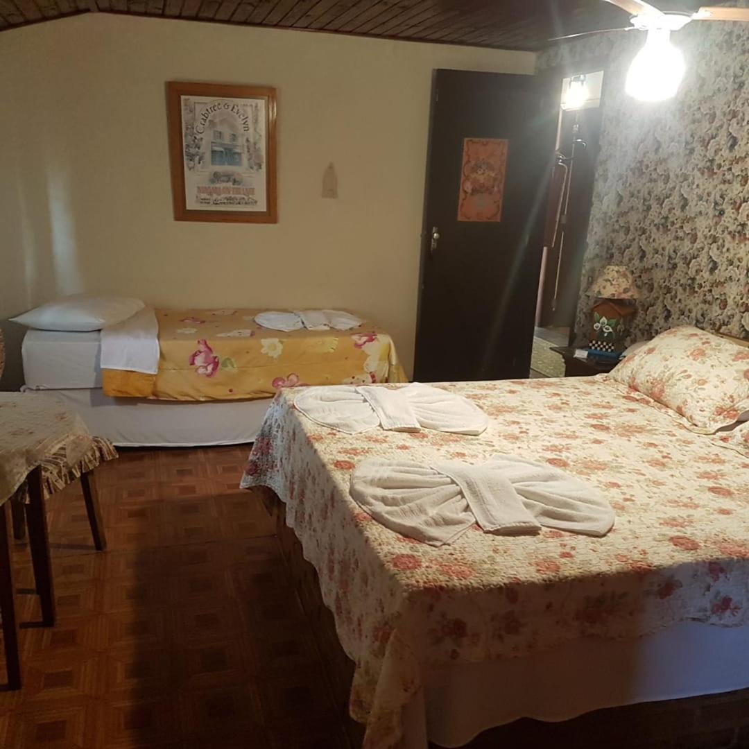 Standard Triple Room - Photo 3