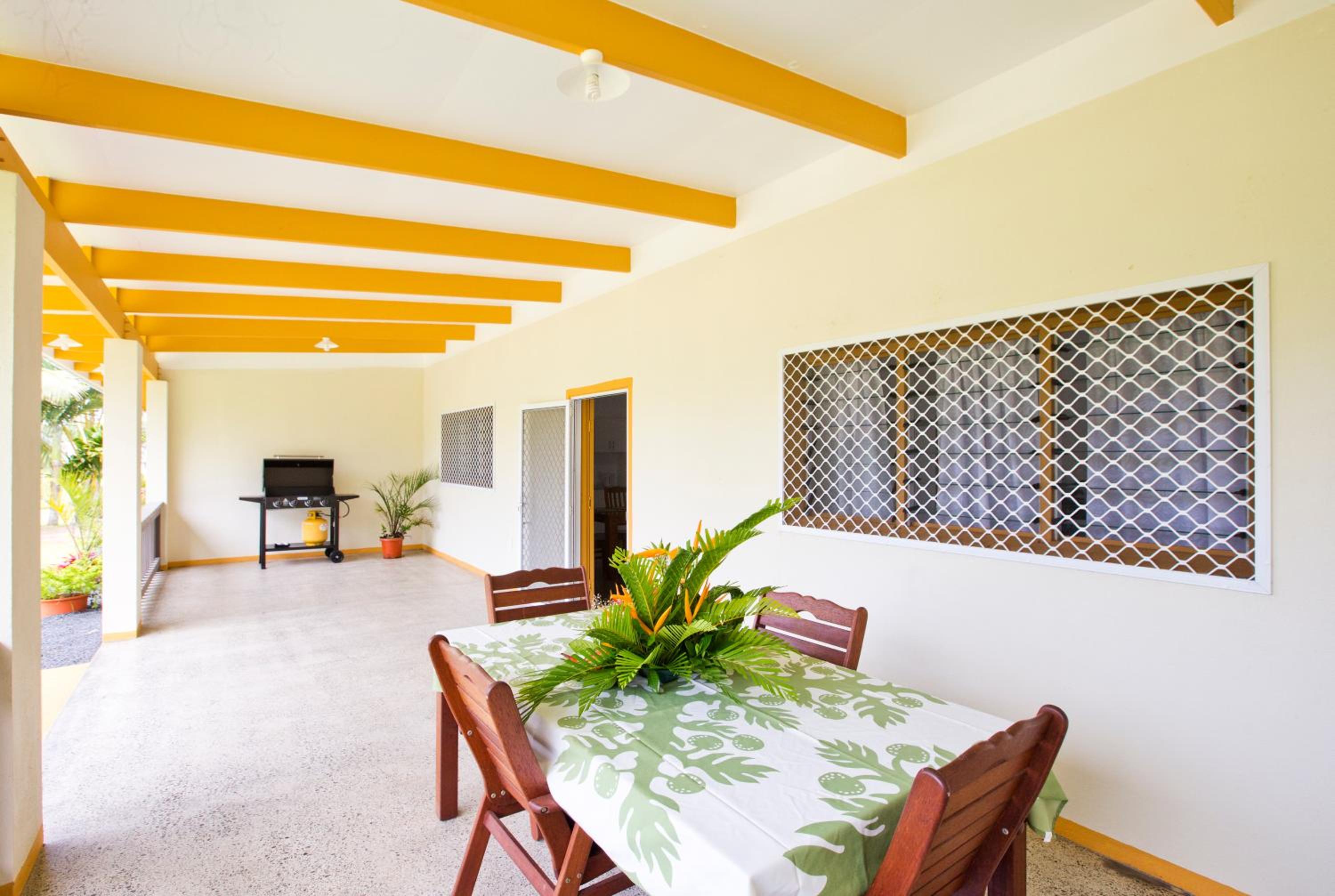 Two-Bedroom House photo 2