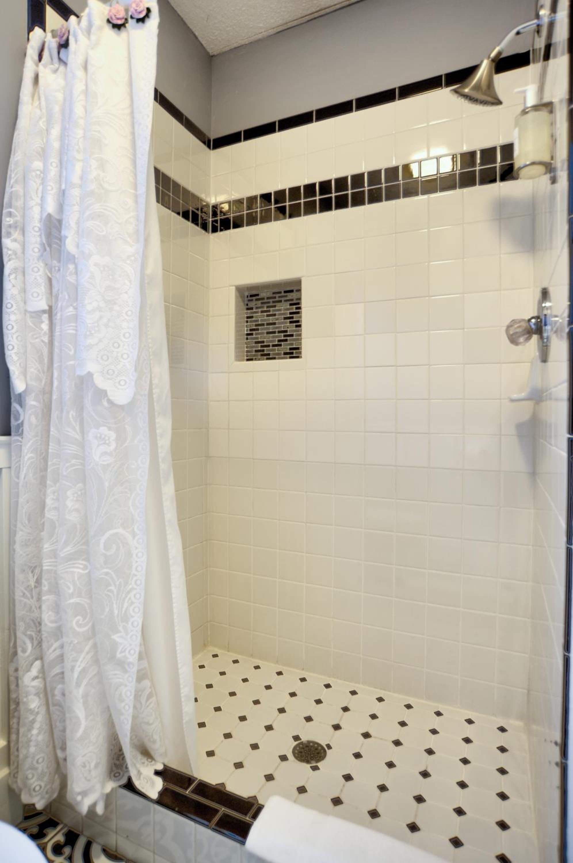 One-Bedroom Cottage photo 2