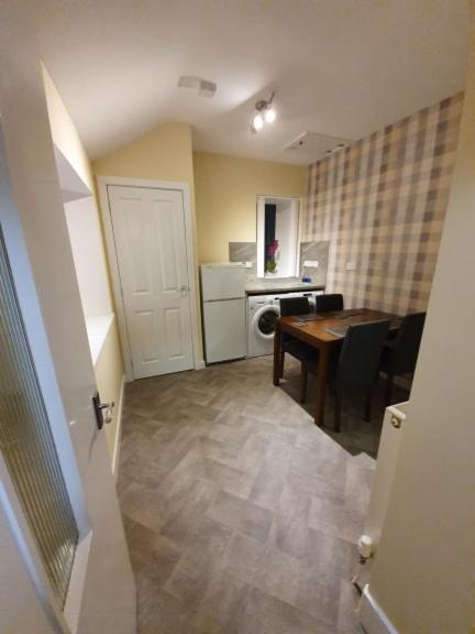 Two-Bedroom House photo 3