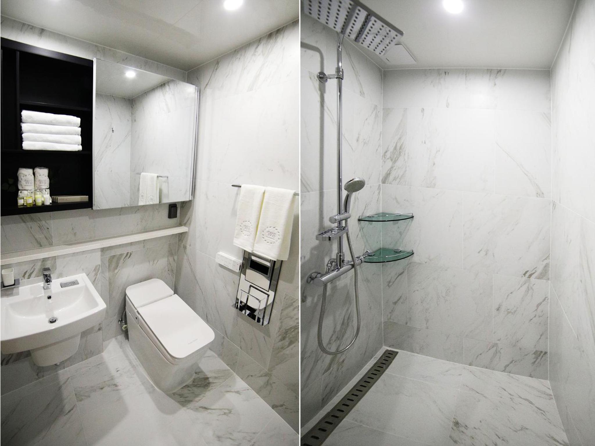 Superior Triple Room with Sea View - Photo 18