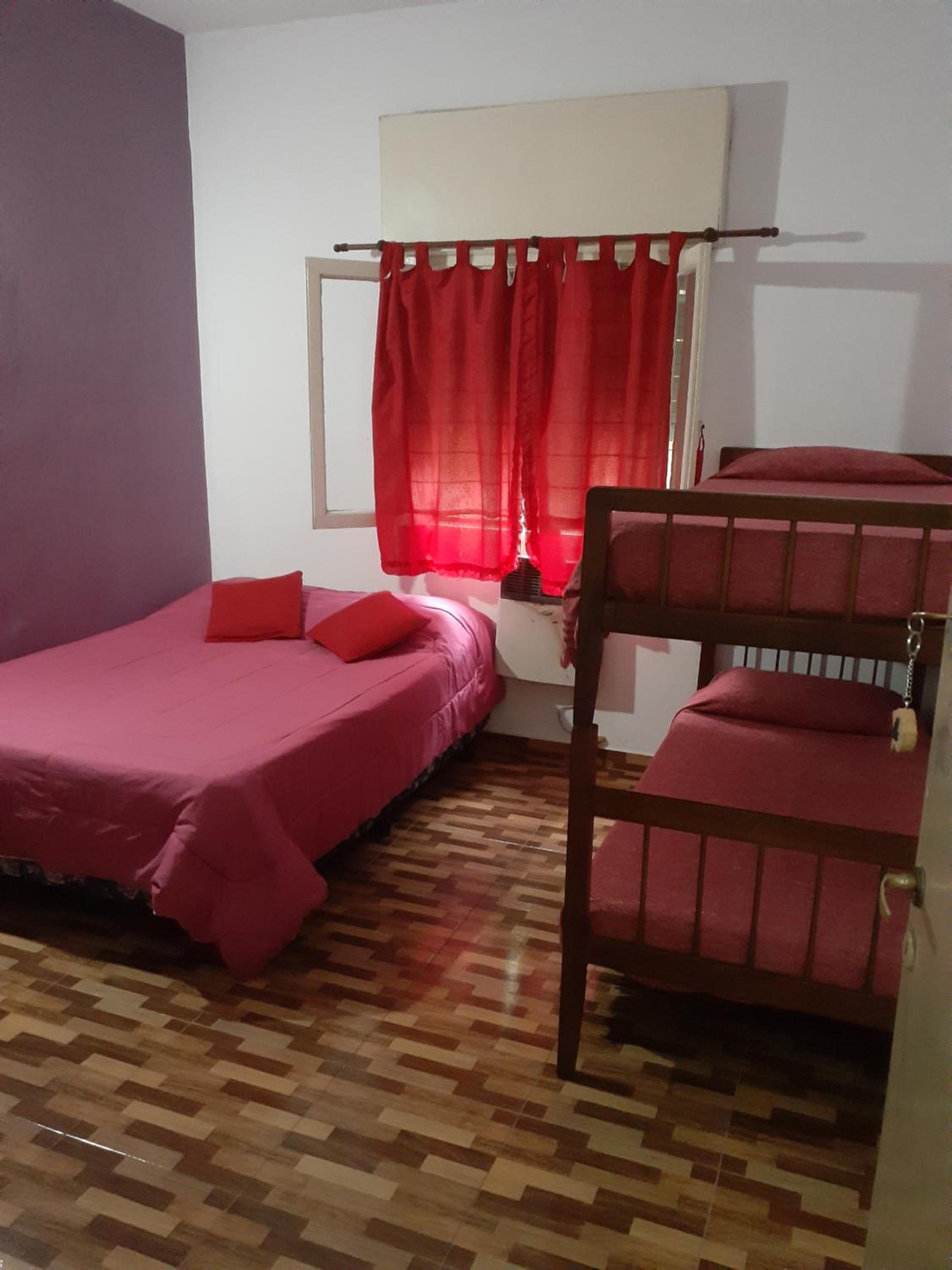 Quadruple Room with Private Bathroom photo 1