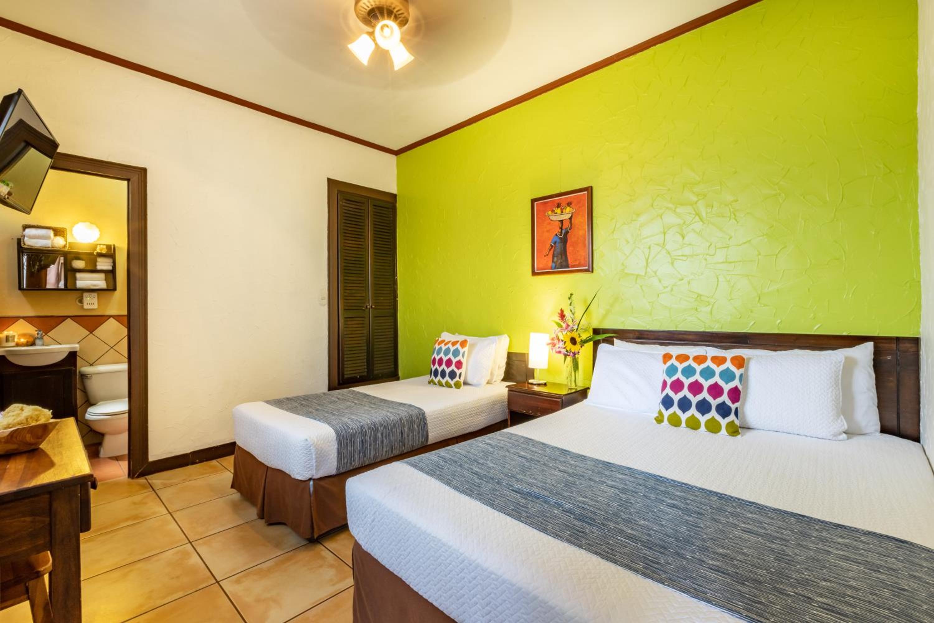 Deluxe Double or Twin Room photo 1