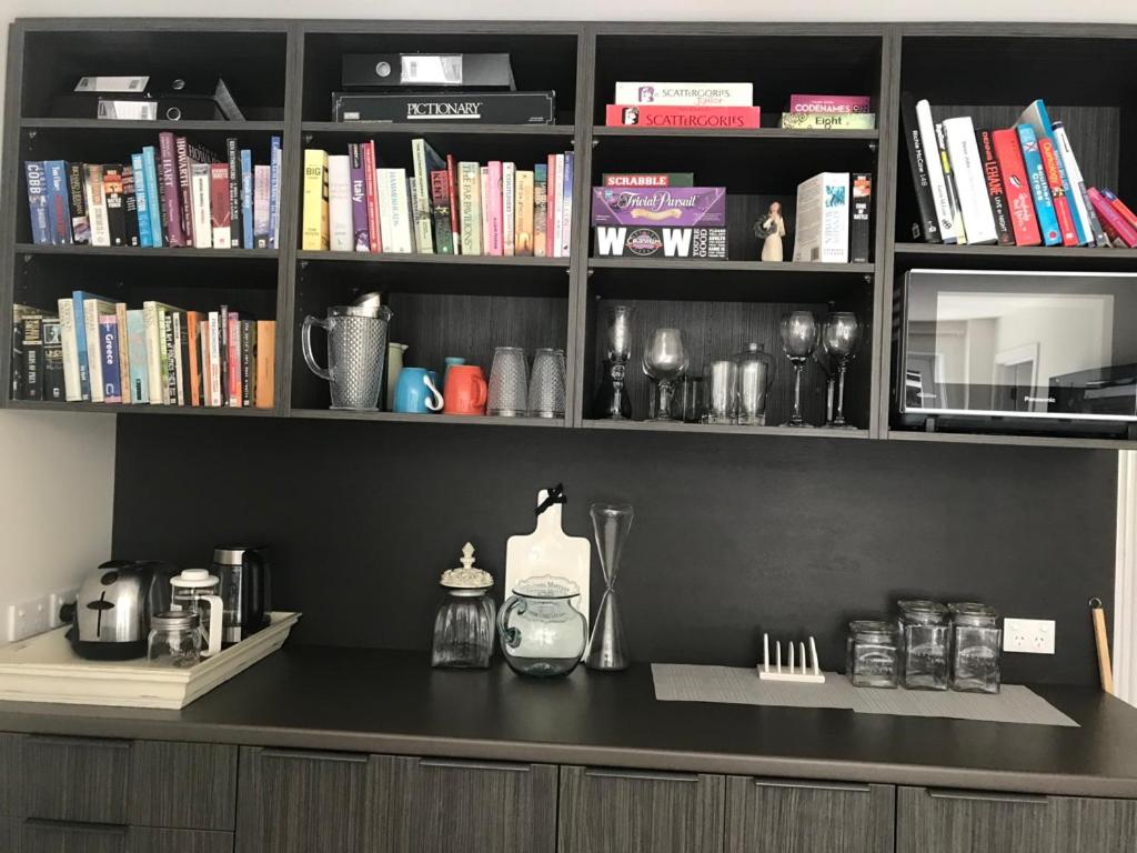 Two-Bedroom Apartment - Photo 21