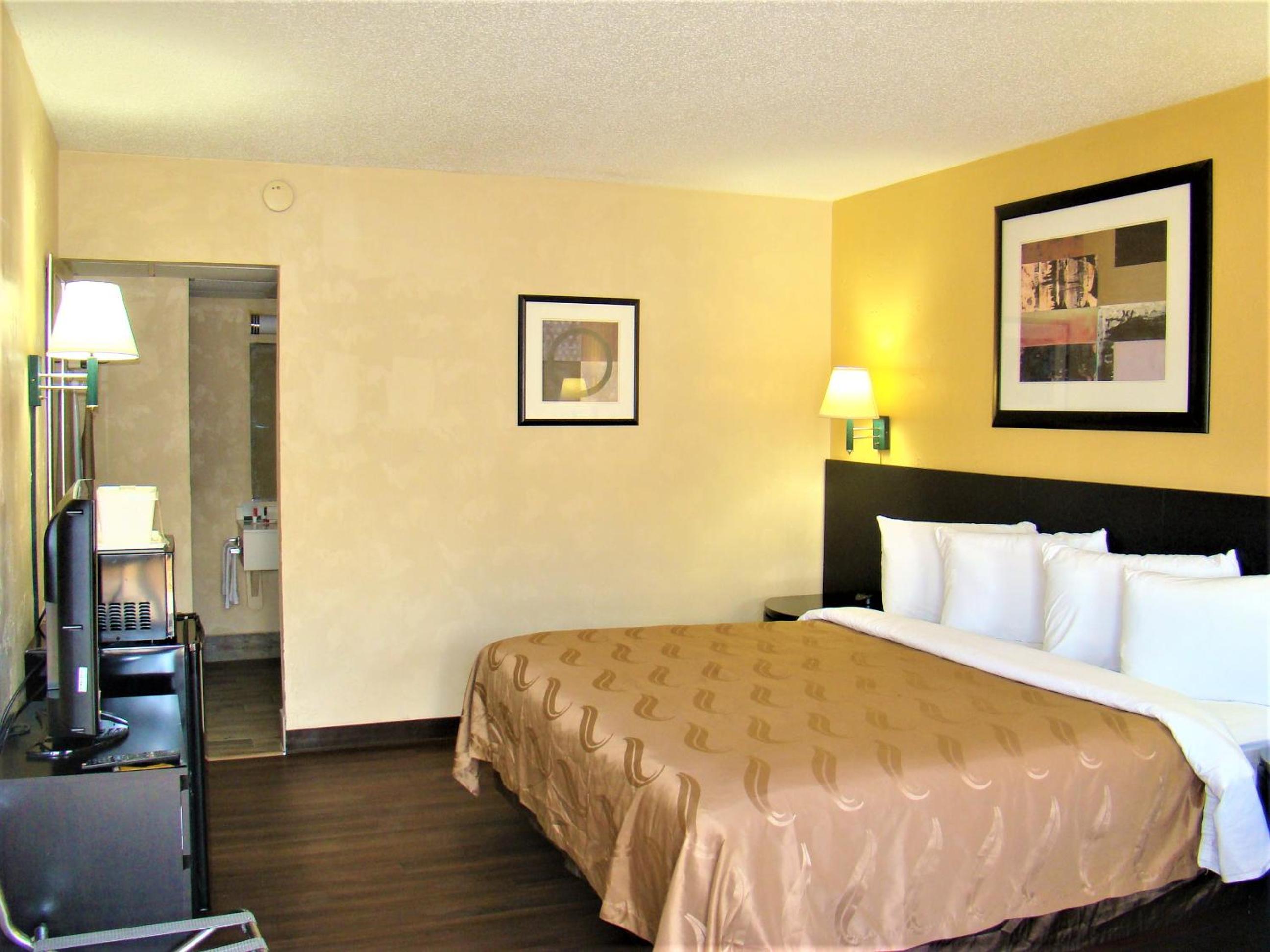 King Room - Mobility Access/Non-Smoking photo 1