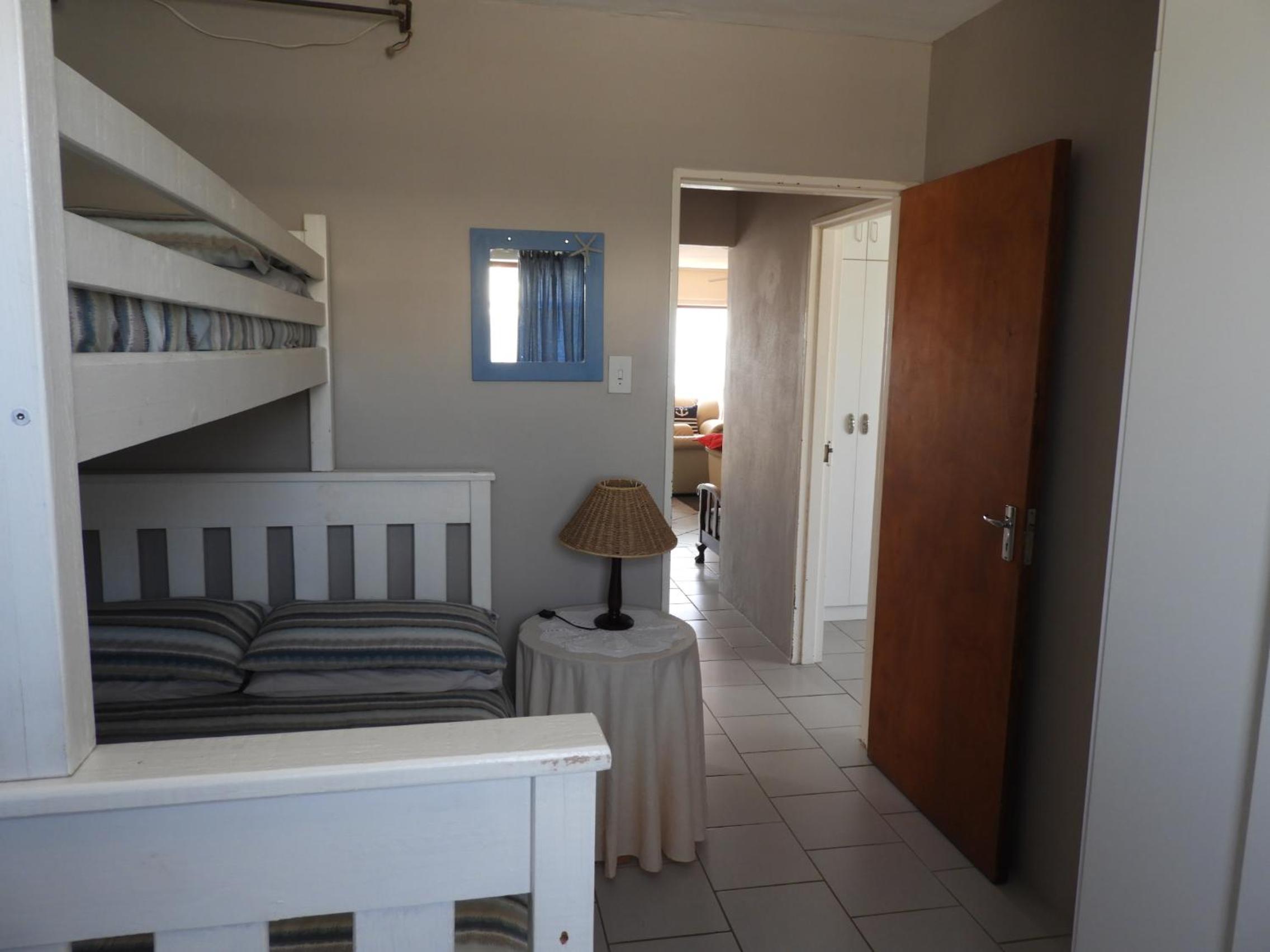 Two-Bedroom Apartment - Photo 3