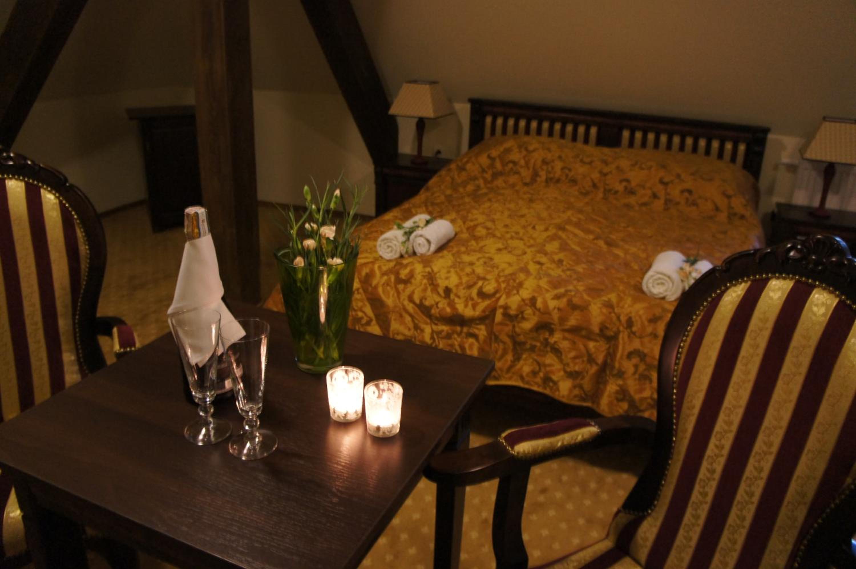 Deluxe Double or Twin Room - Photo 3