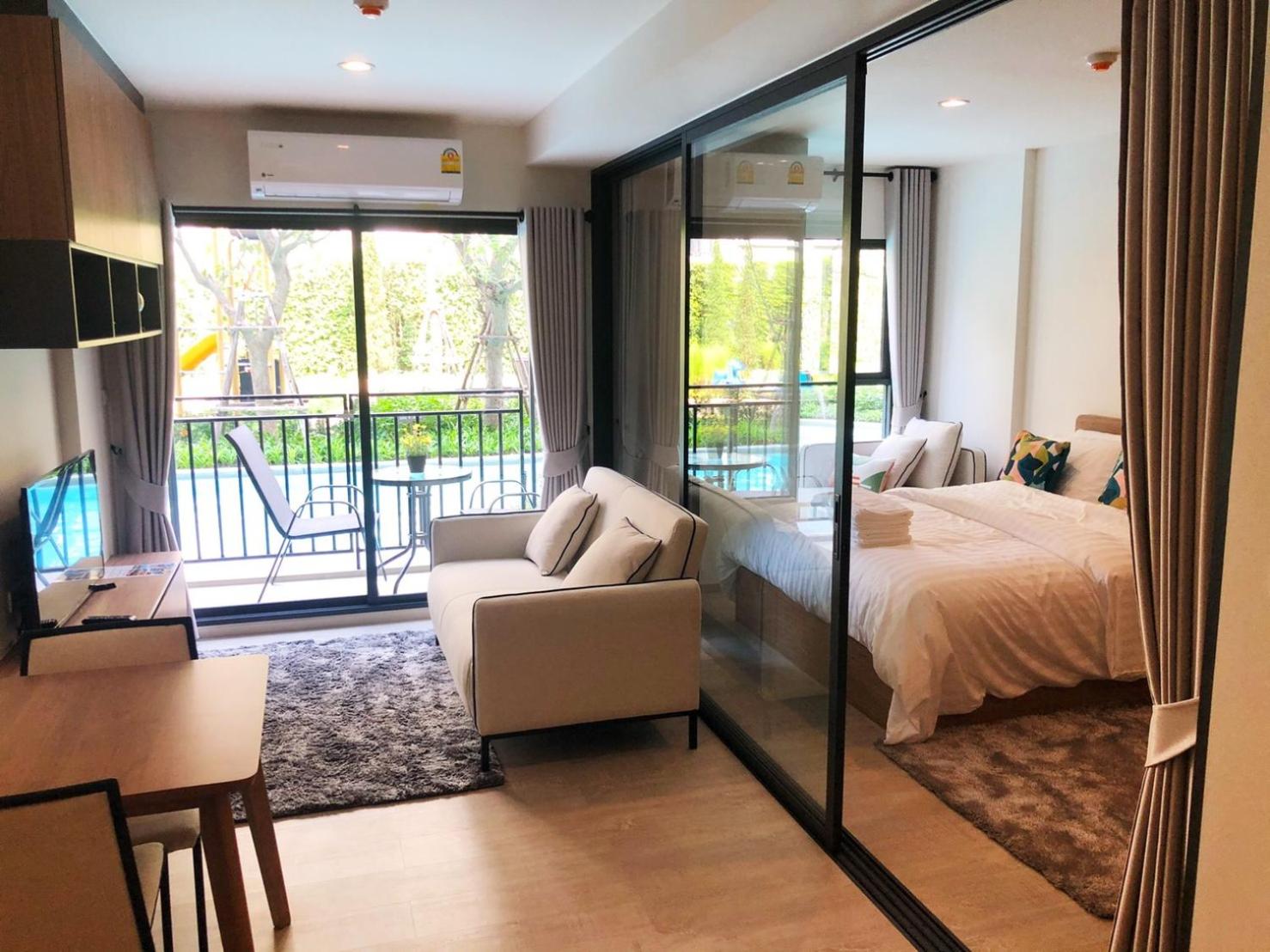 Apartment with Pool View  - Photo 31