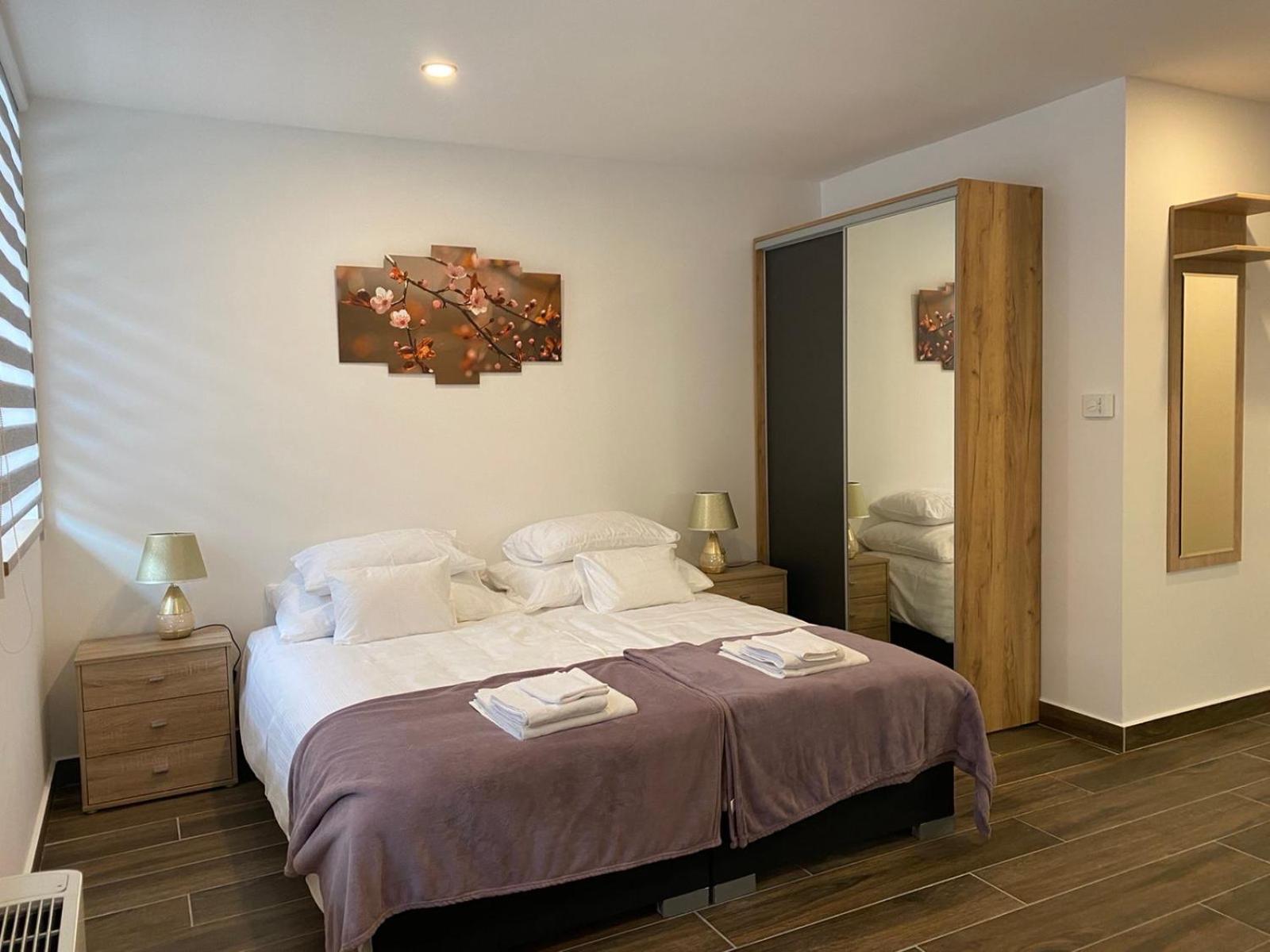 Apartment - Photo 1