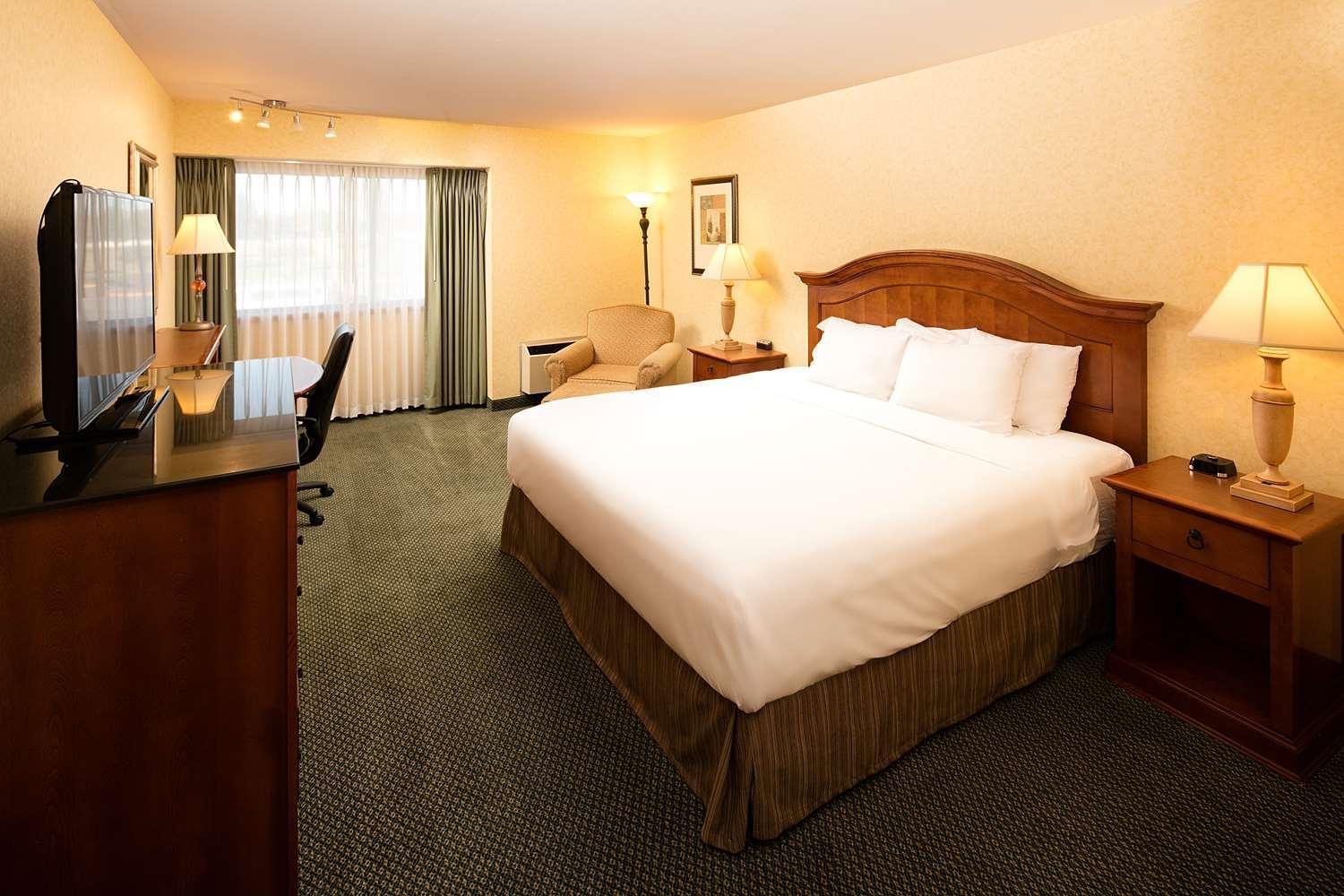 Standard King Room - Photo 3