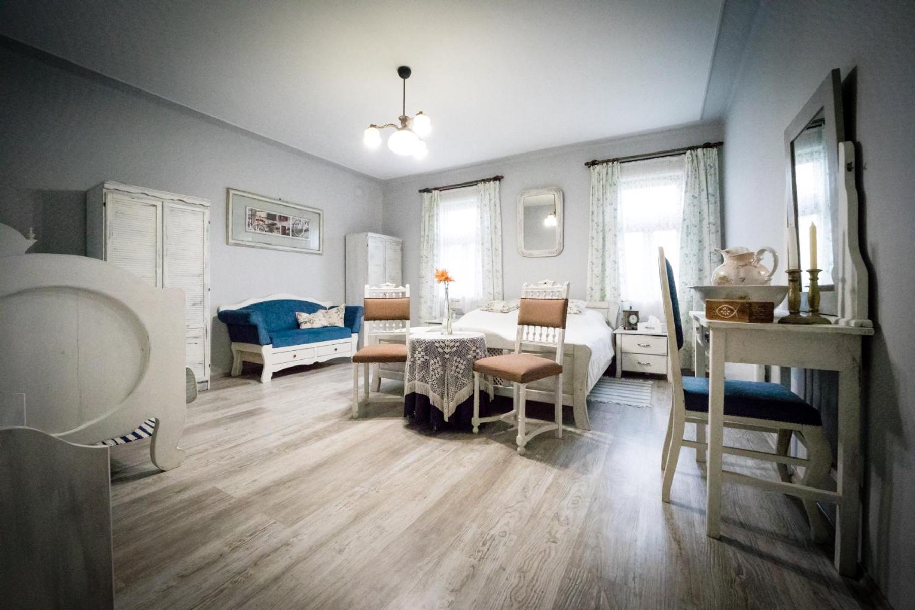 Three-Bedroom House photo 1