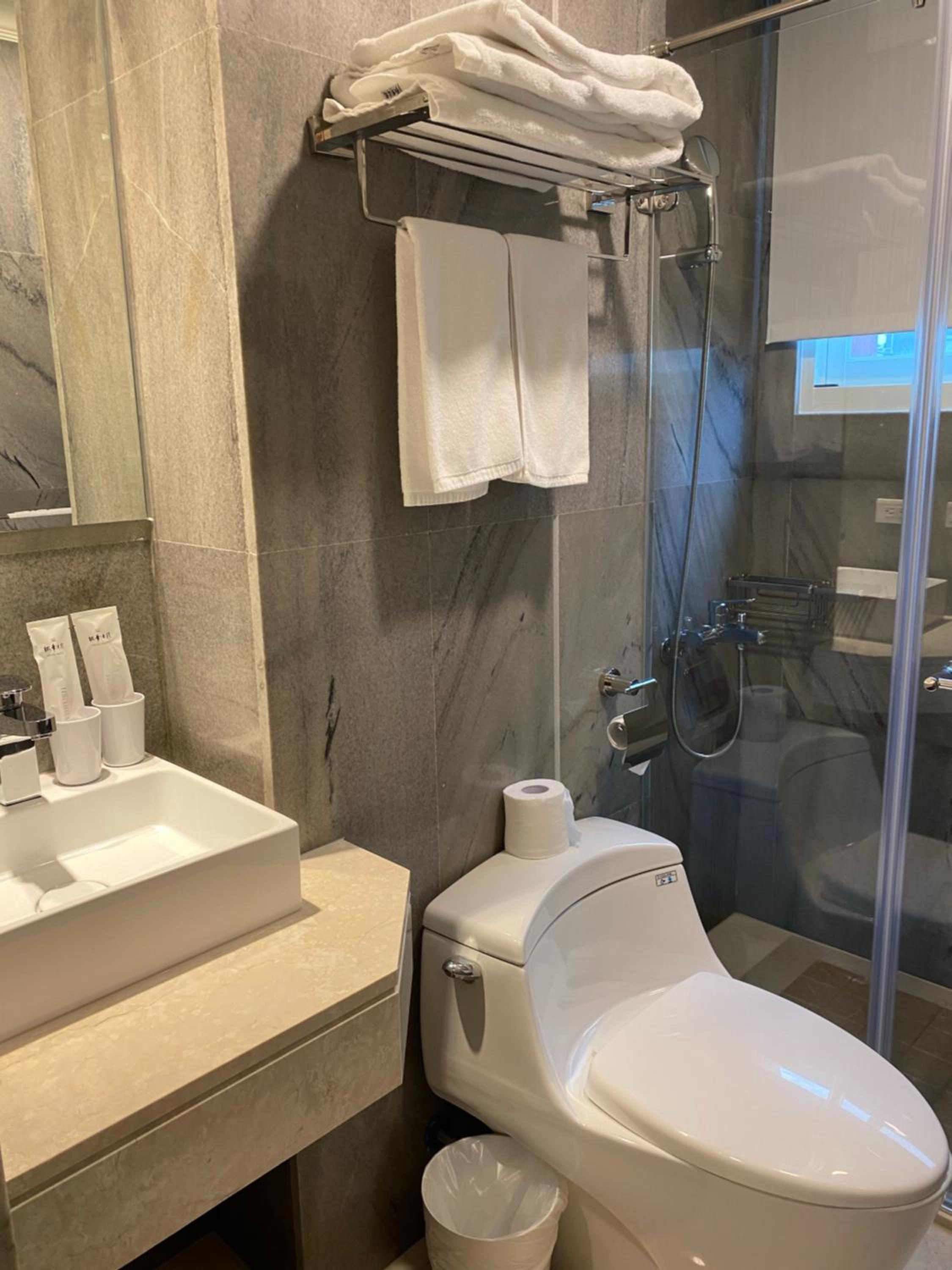 Economy Double Room with window