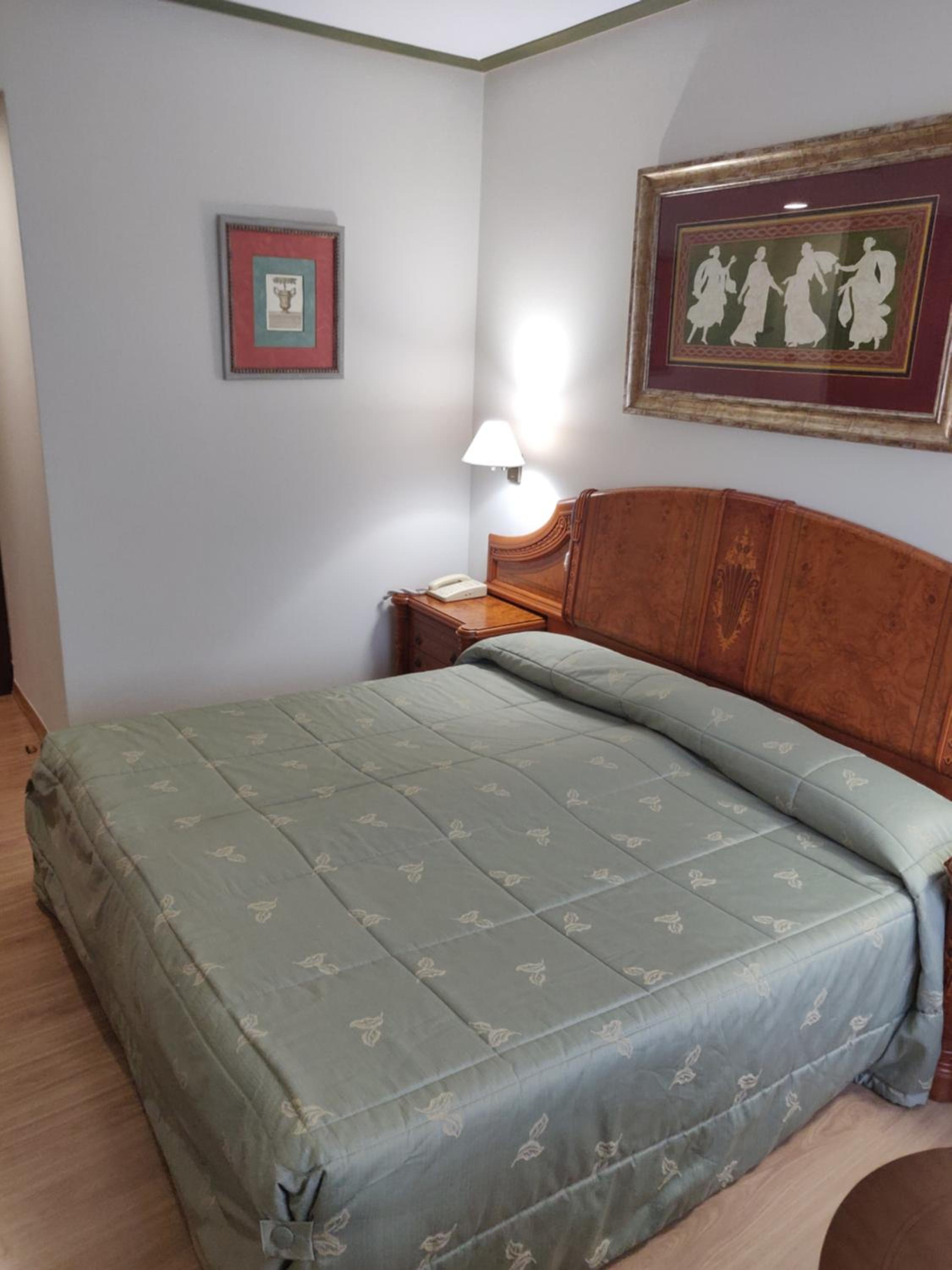 Double Room with Spa Bath