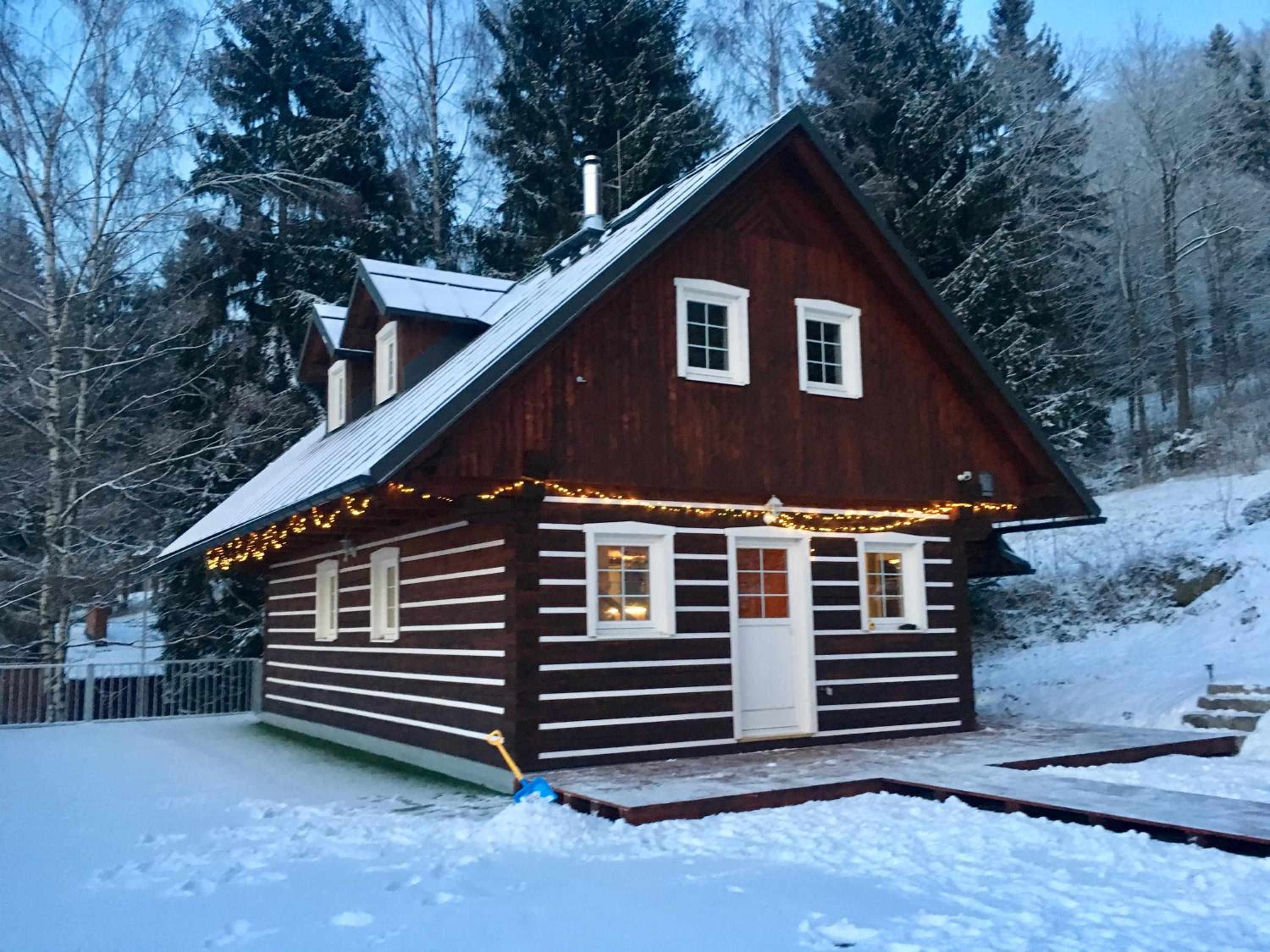 Three-Bedroom Chalet photo 1