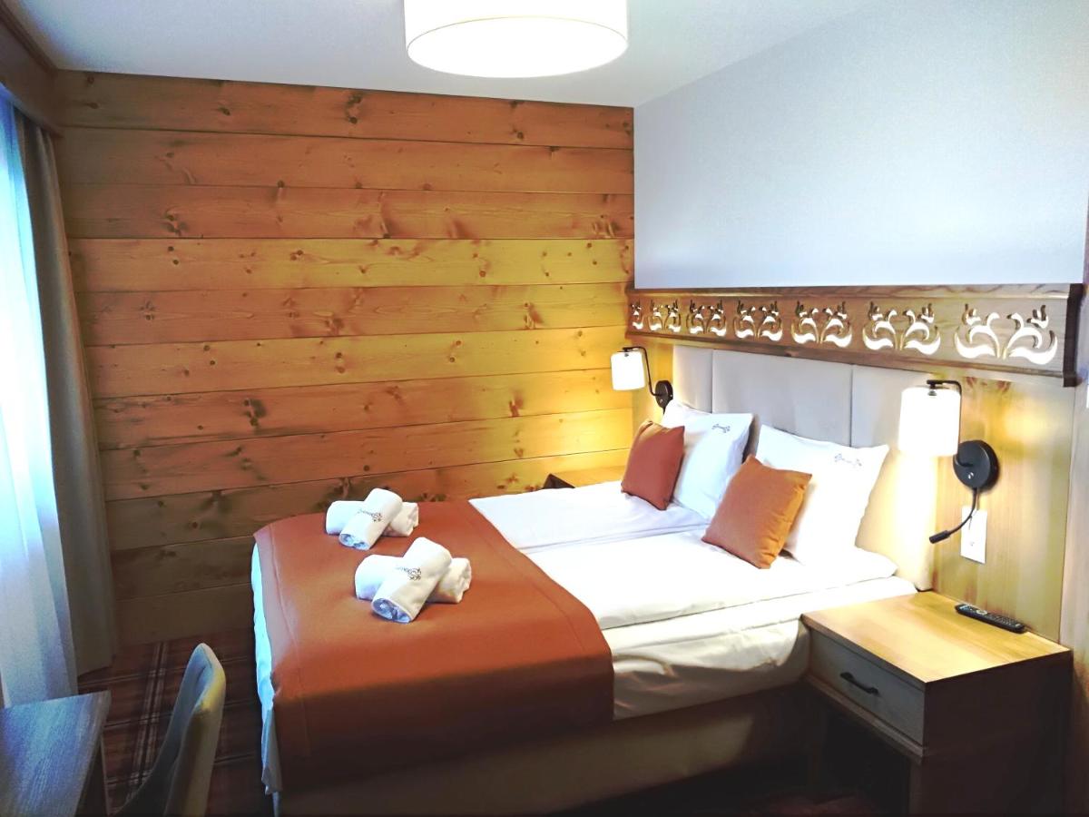 Small Double Room photo 1