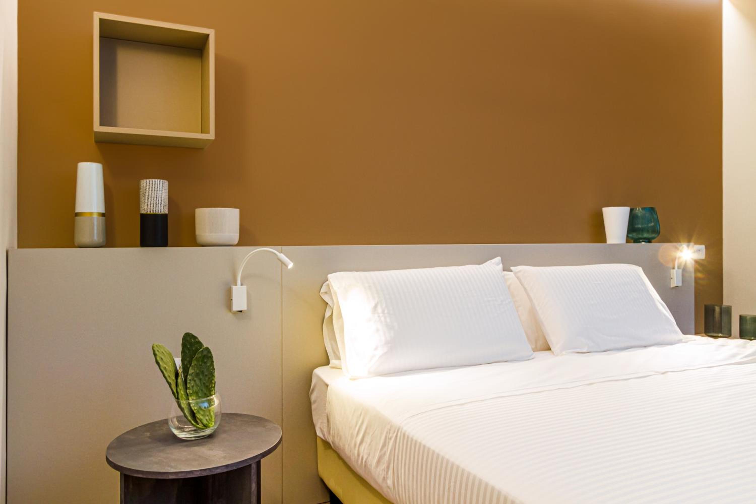 Superior Double or Twin Room - Photo 8