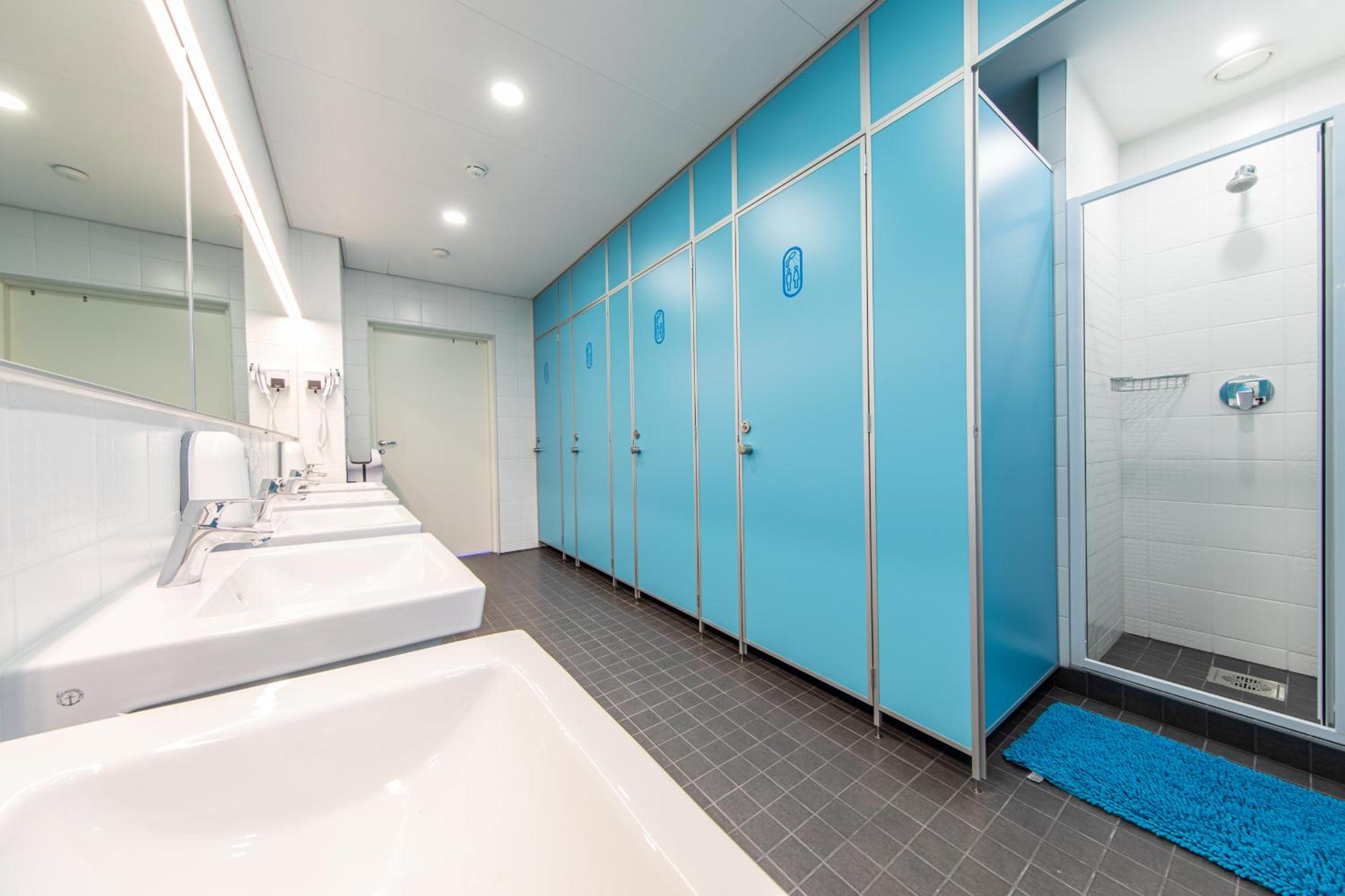 Standard Double or Twin Room - Photo 6