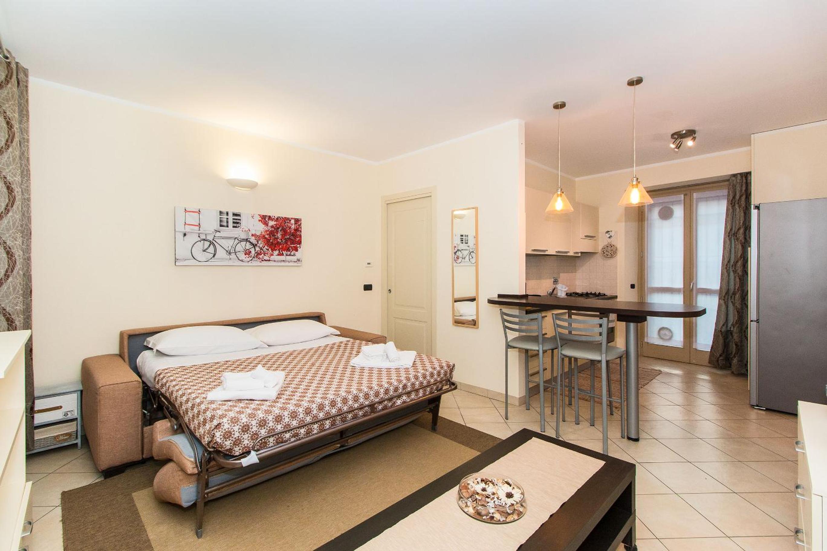 Studio Apartment