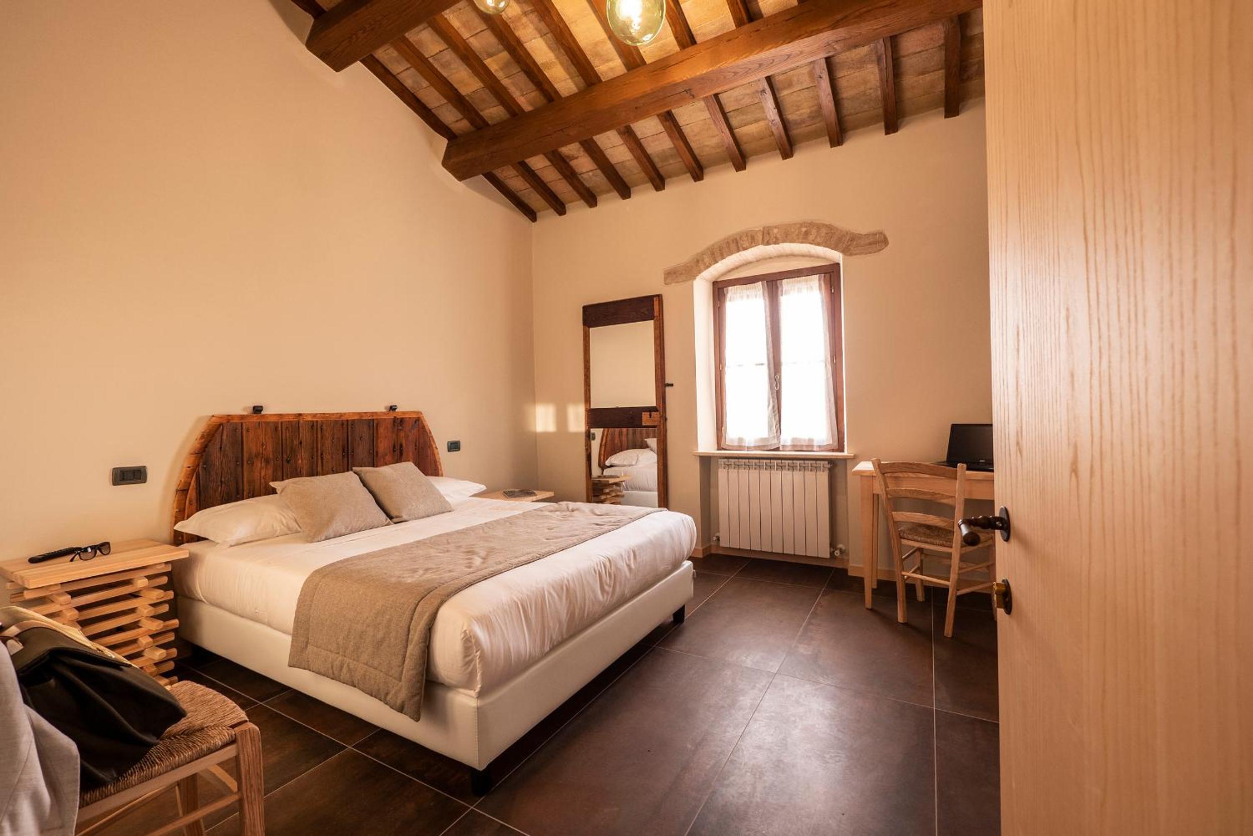 Deluxe Double Room with Spa Access, photo 7