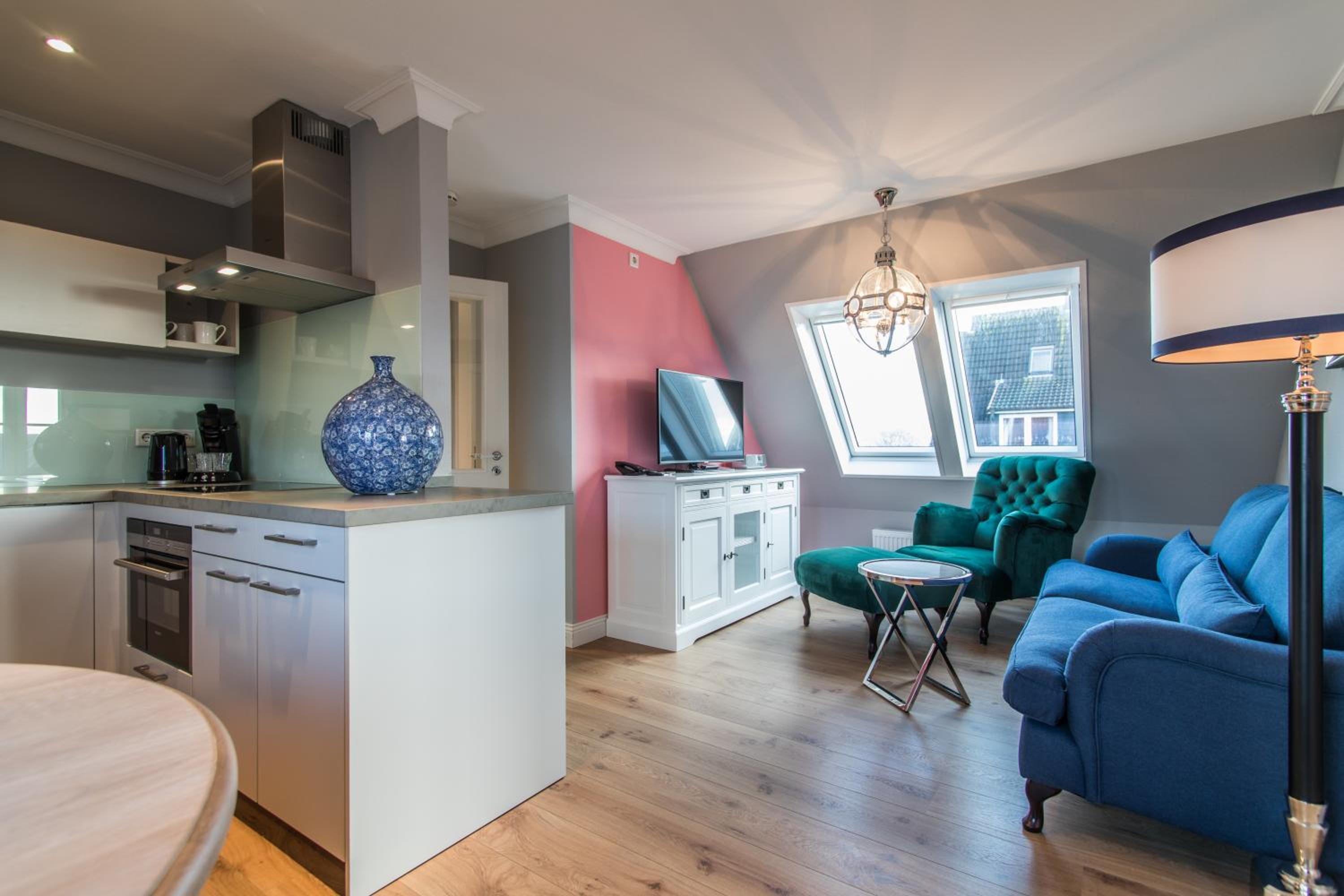 One-Bedroom Loft Apartment with Balcony